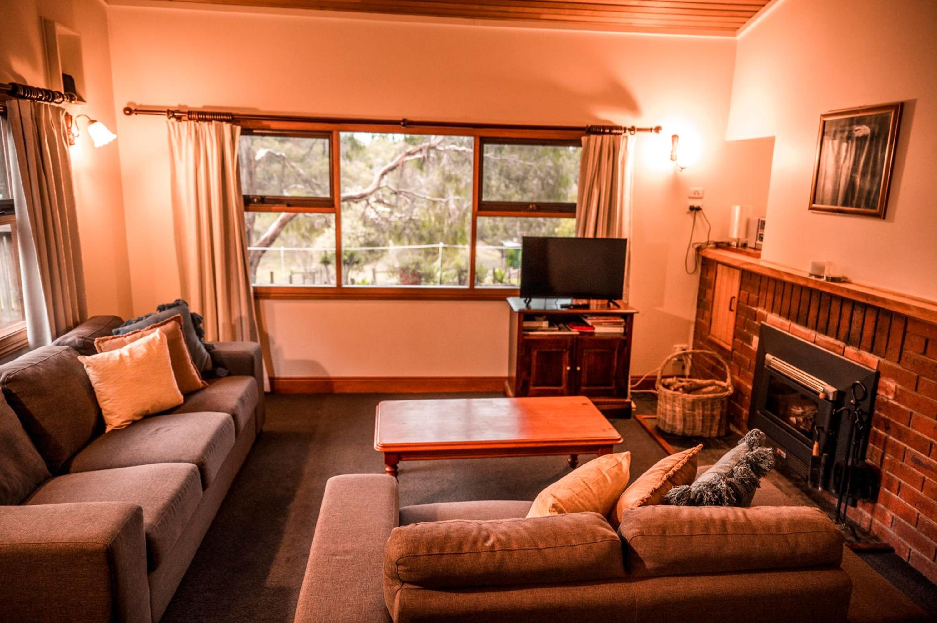 Large Two-Bedroom Villa with Garden View - Pet Friendly