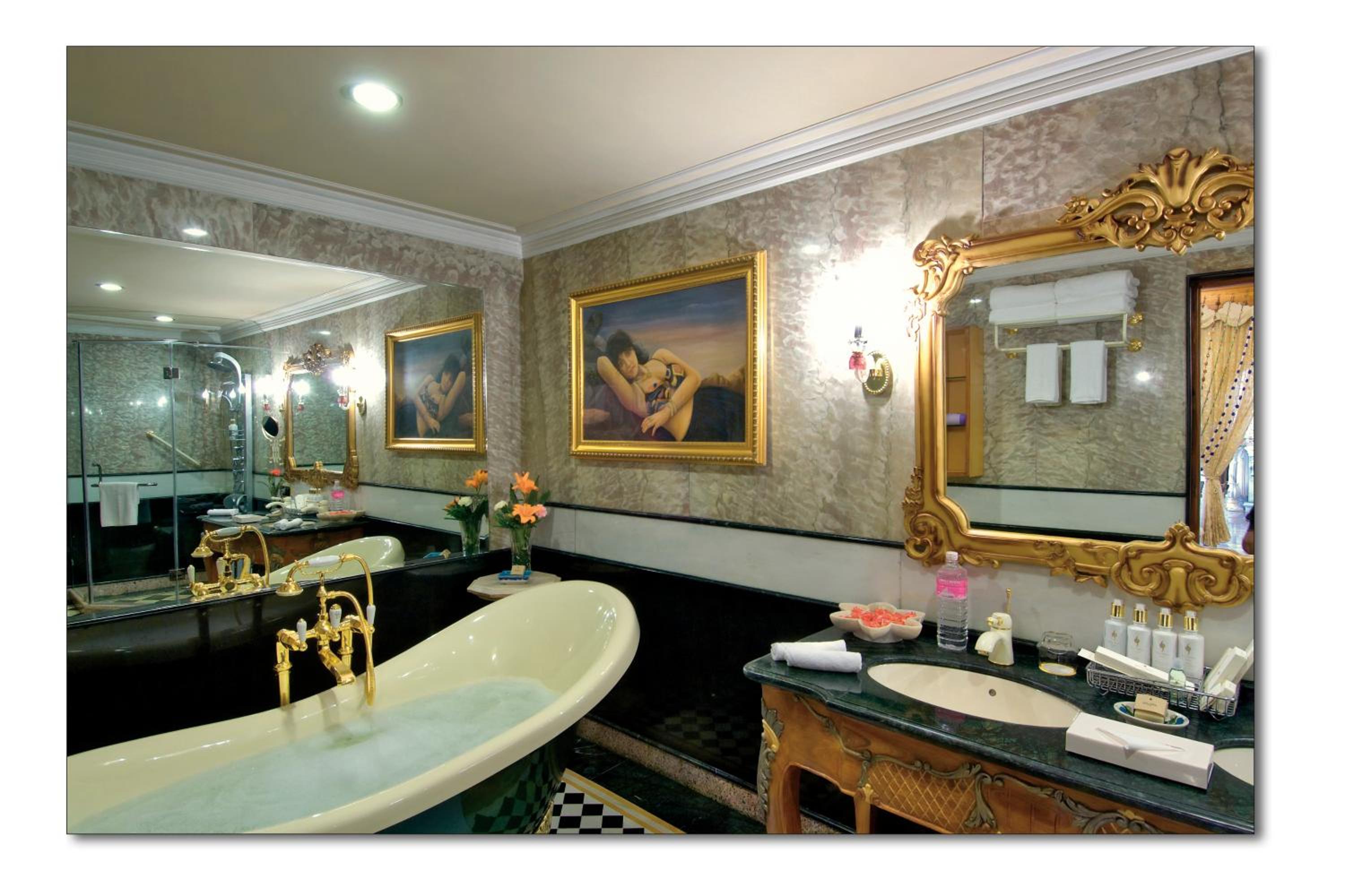 Maharaja Suite - Photo 3