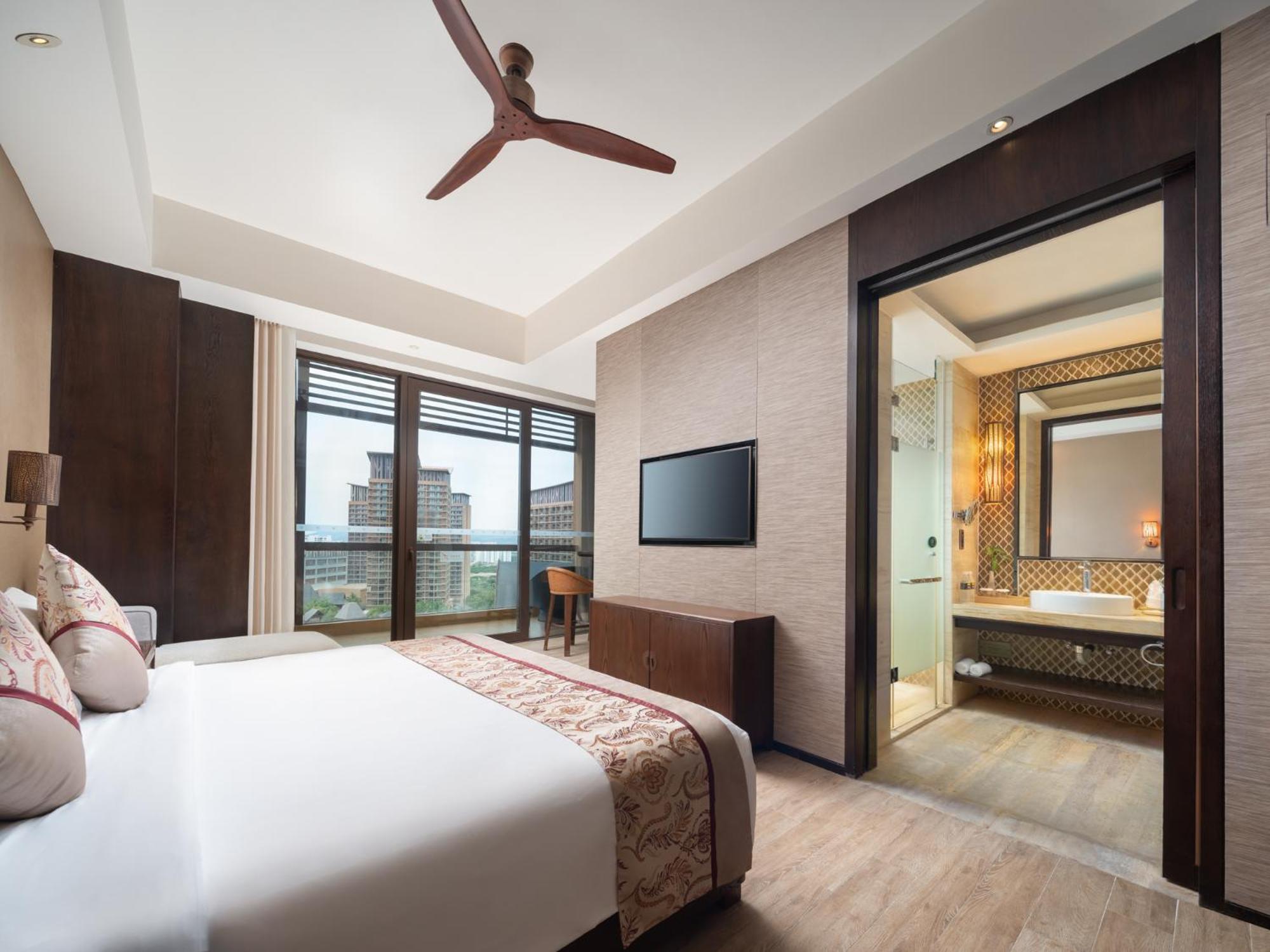 Deluxe Room with Garden View (one experience course of pulling embryo in the pottery bar+Two glasses of beers and snacks one time) photo 1