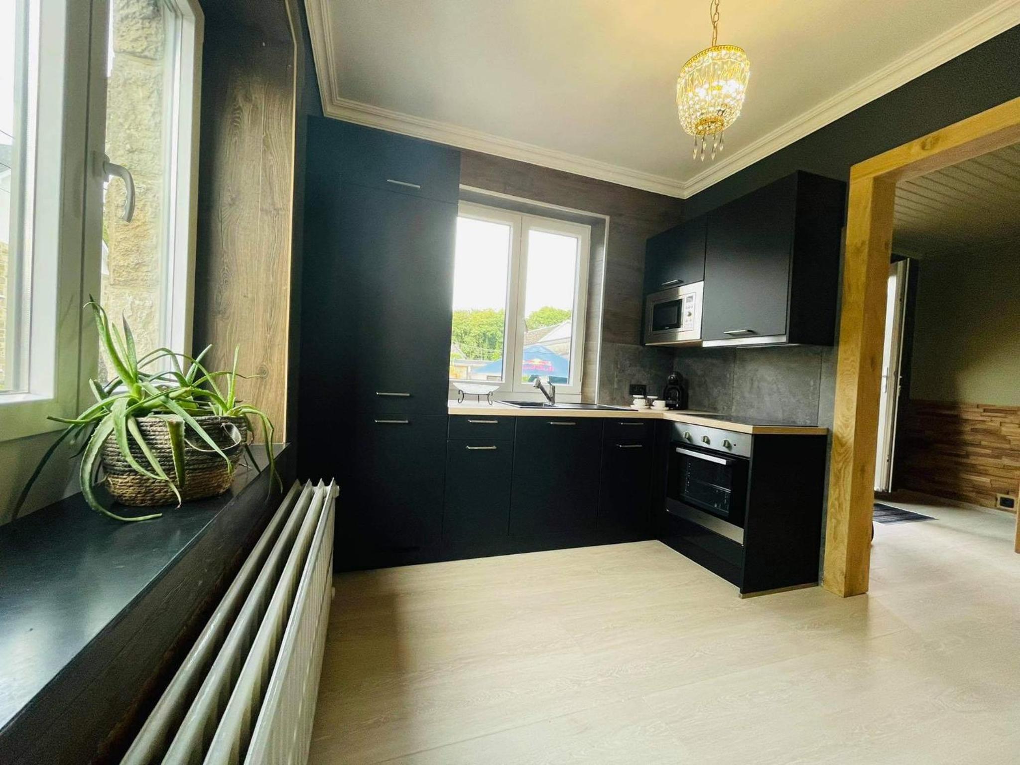 One-Bedroom Apartment - Photo 4