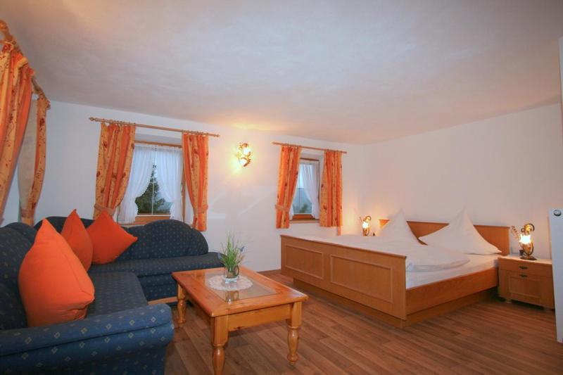 Triple Room with Balcony photo 1