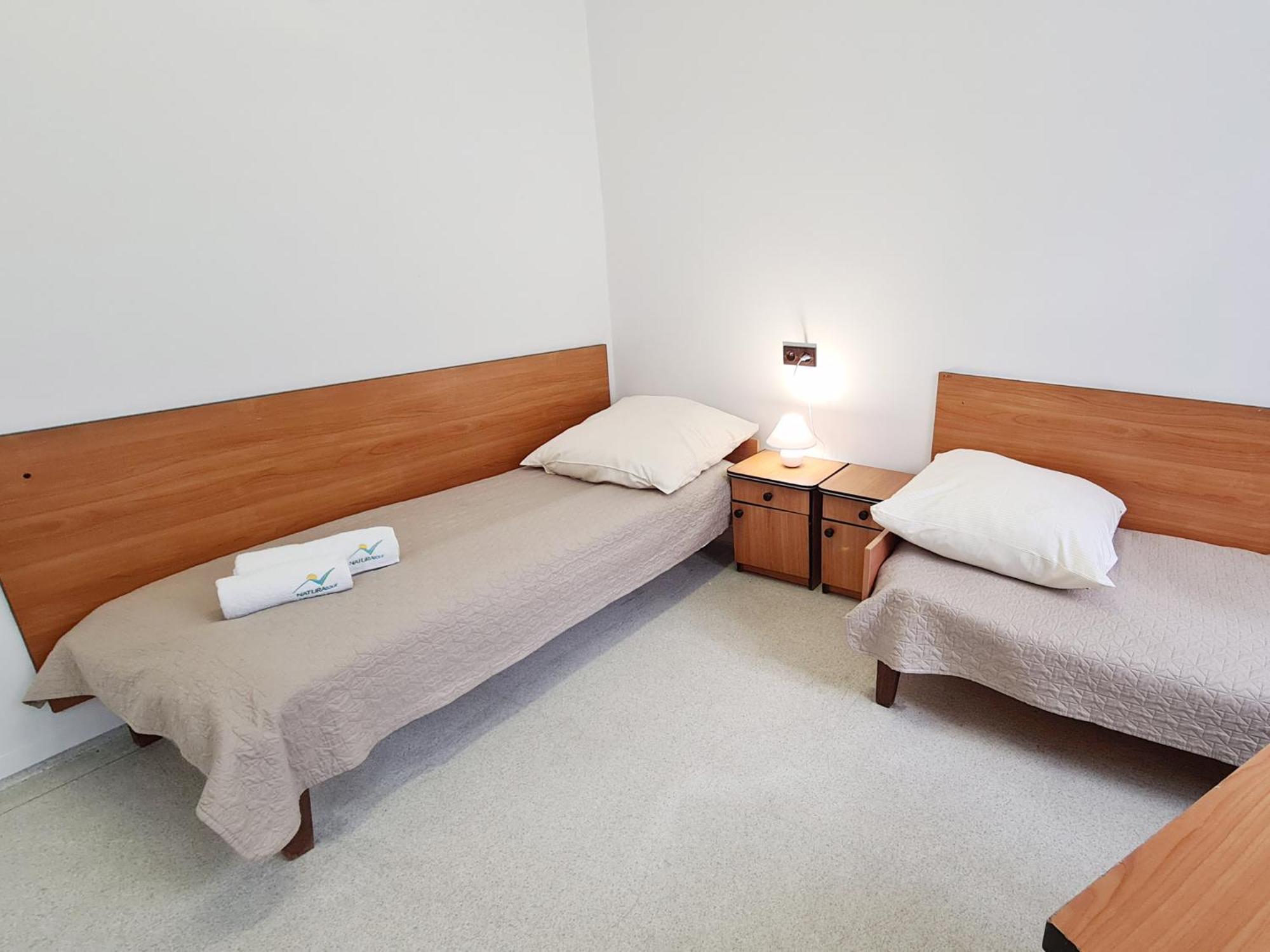 Double Room with Private Bathroom - Photo 3