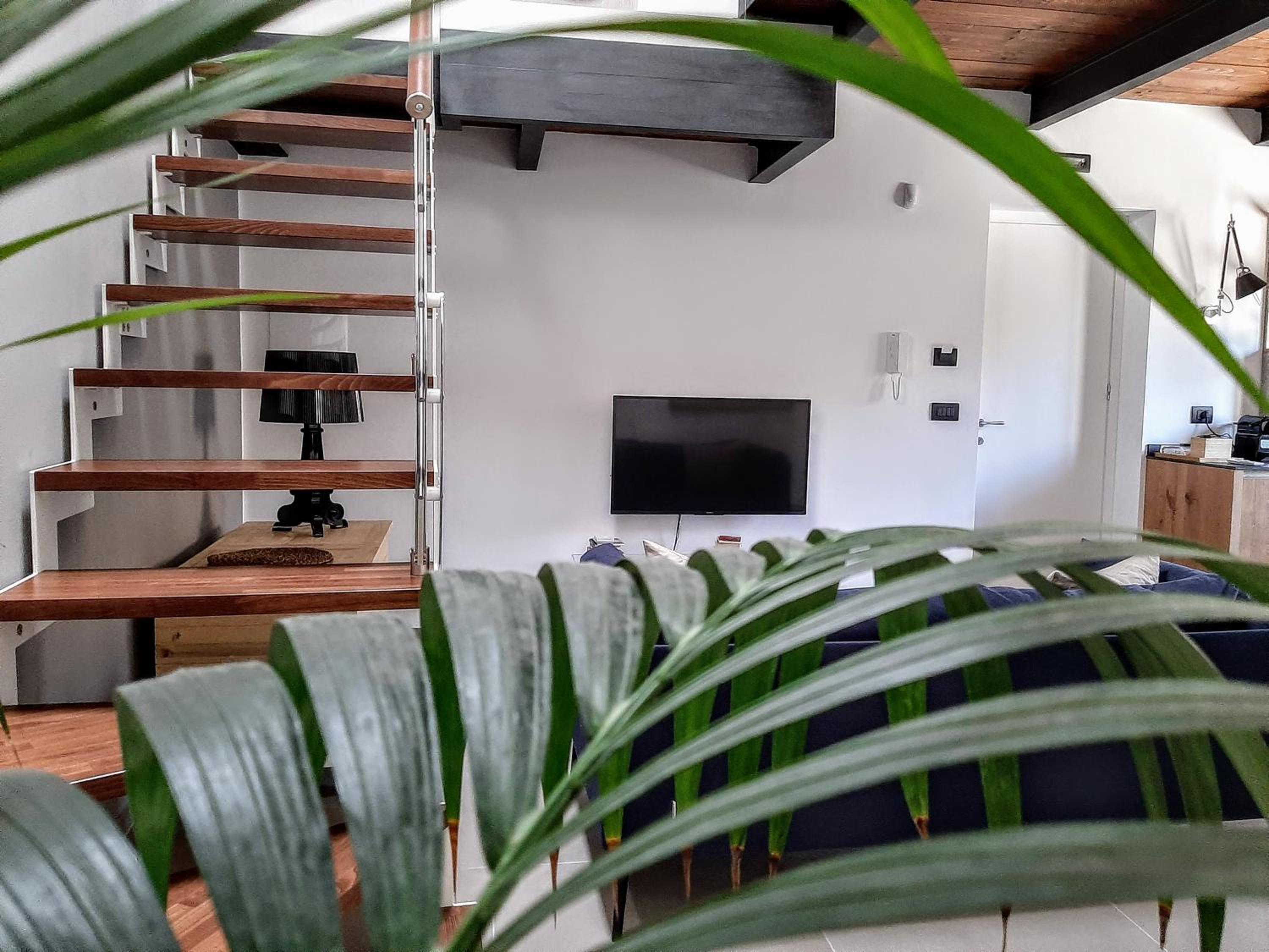 One-Bedroom Apartment - Photo 7