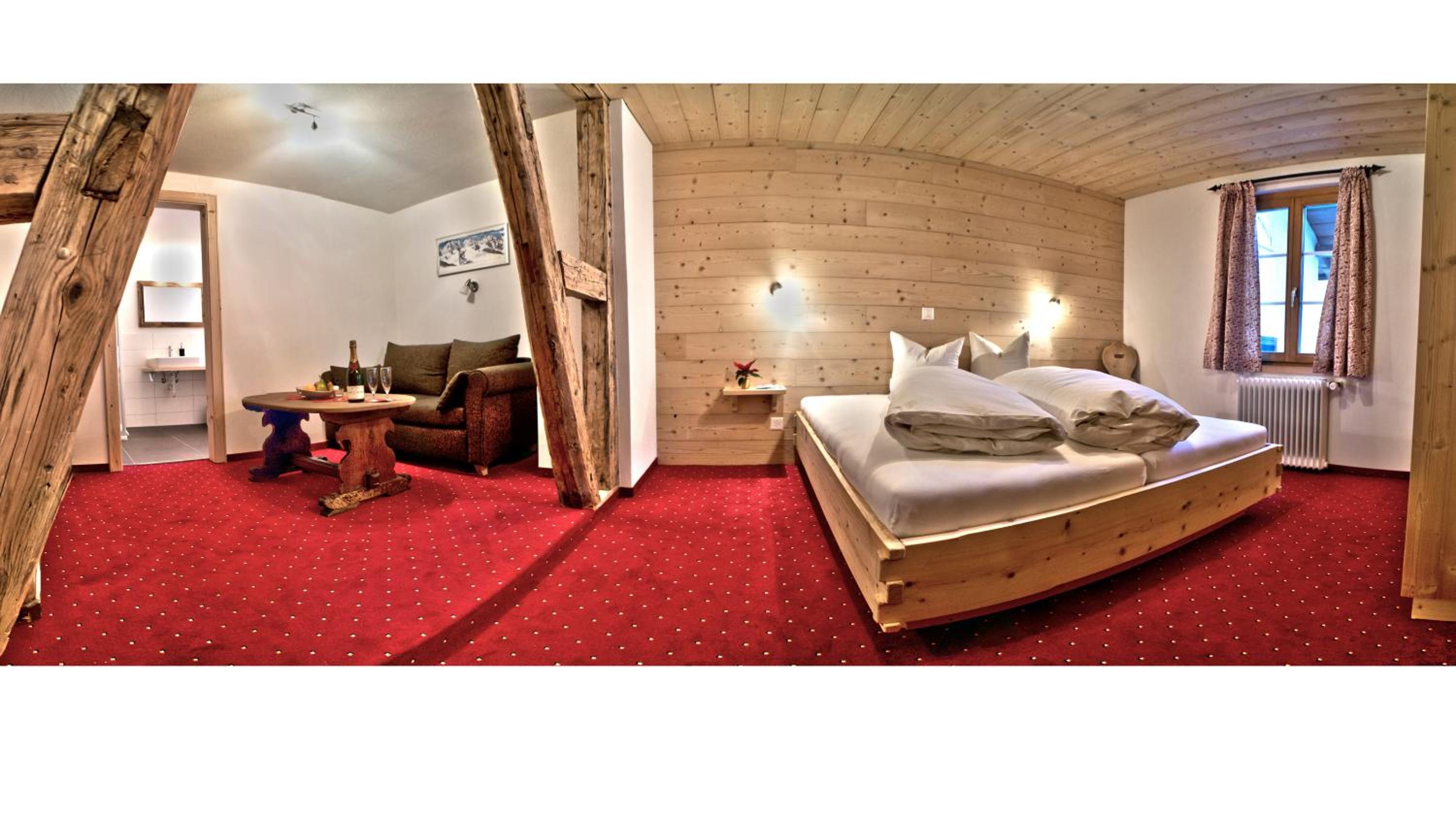 Suite photo 1