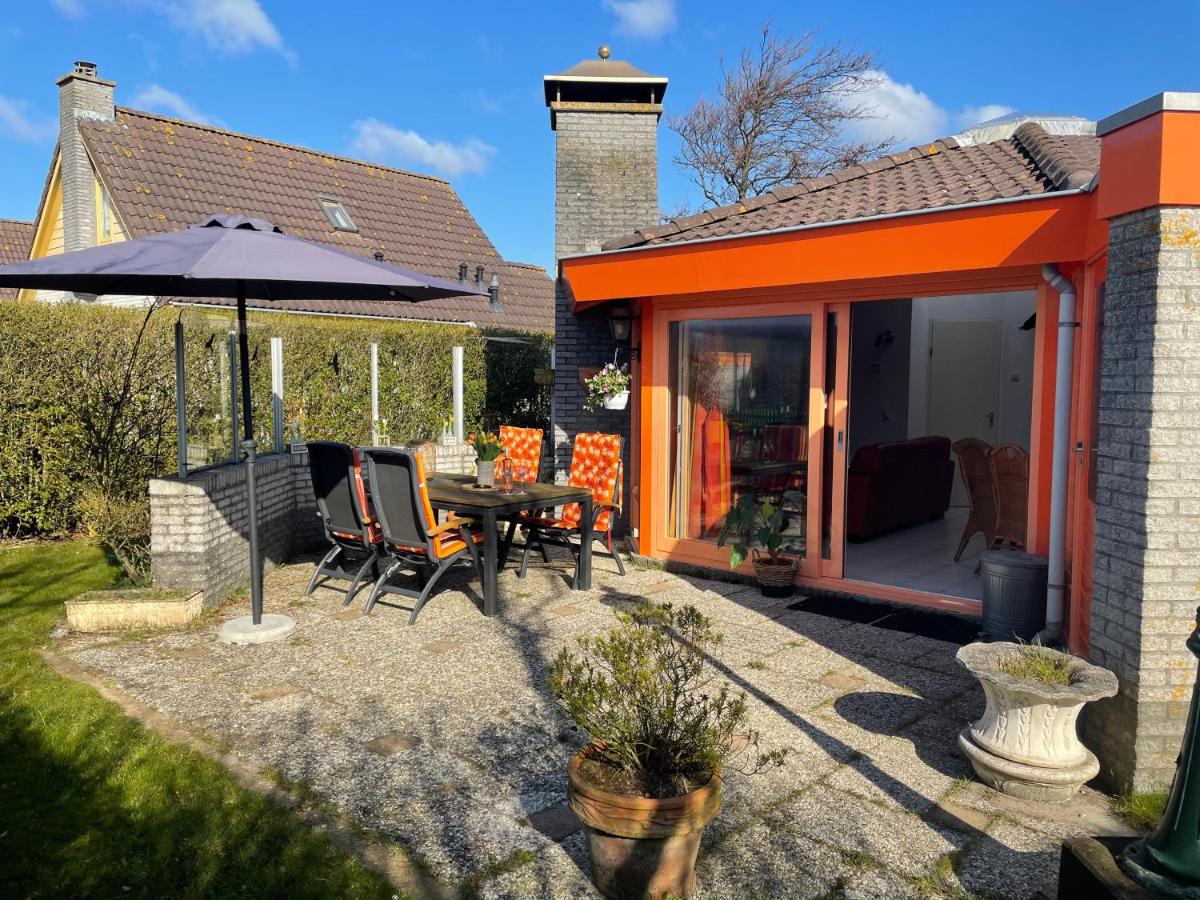 Three-Bedroom House photo 3