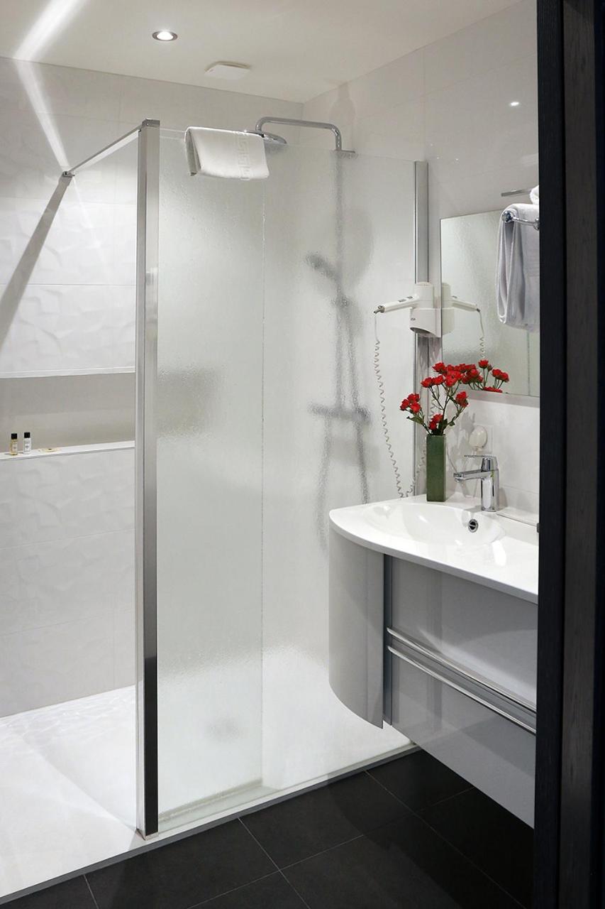 Superior Double or Twin Room photo 2