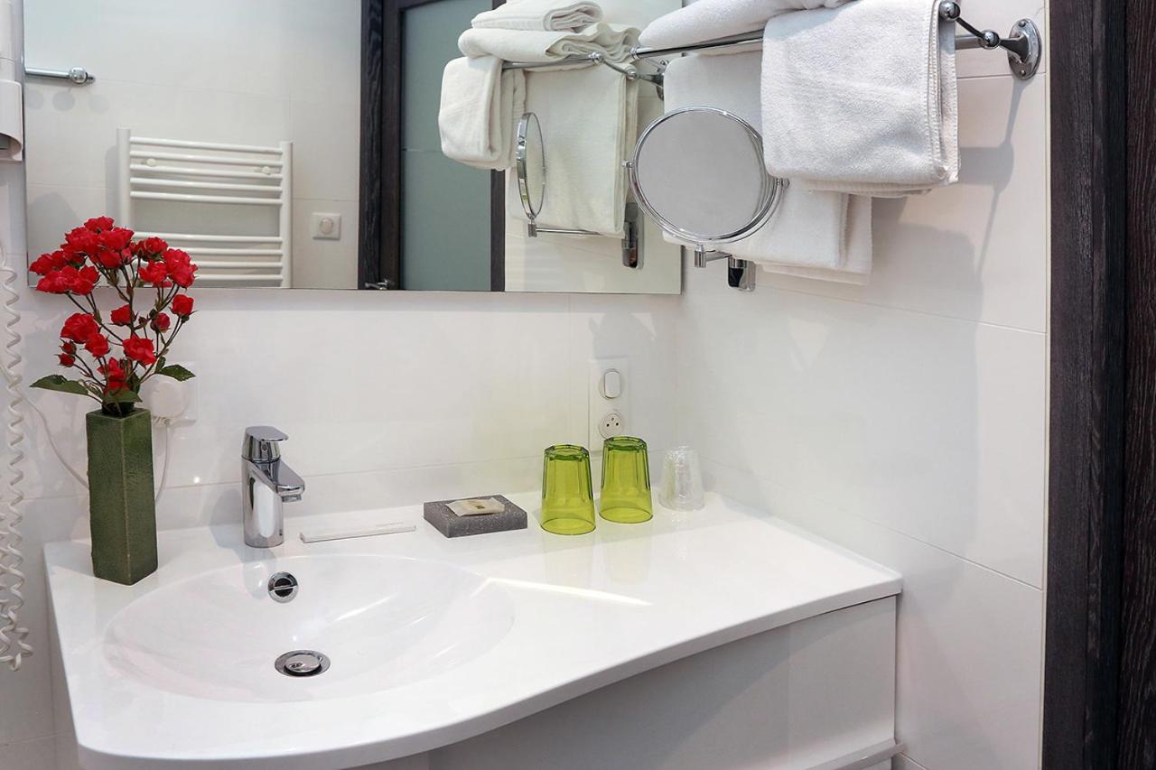 Superior Double or Twin Room photo 3