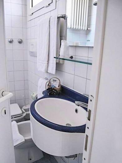 Standard Single Room photo 2