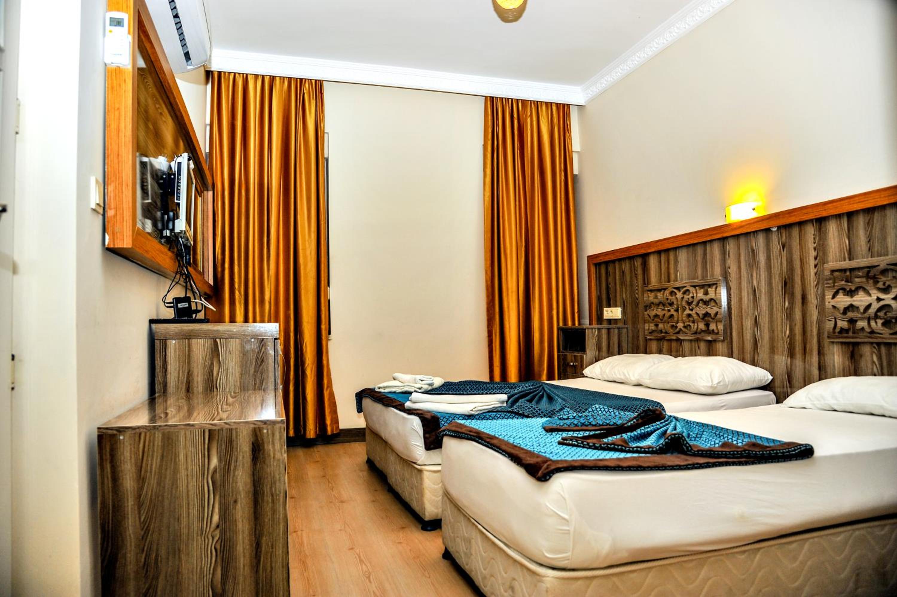 Apartment with Sea View - Photo 32