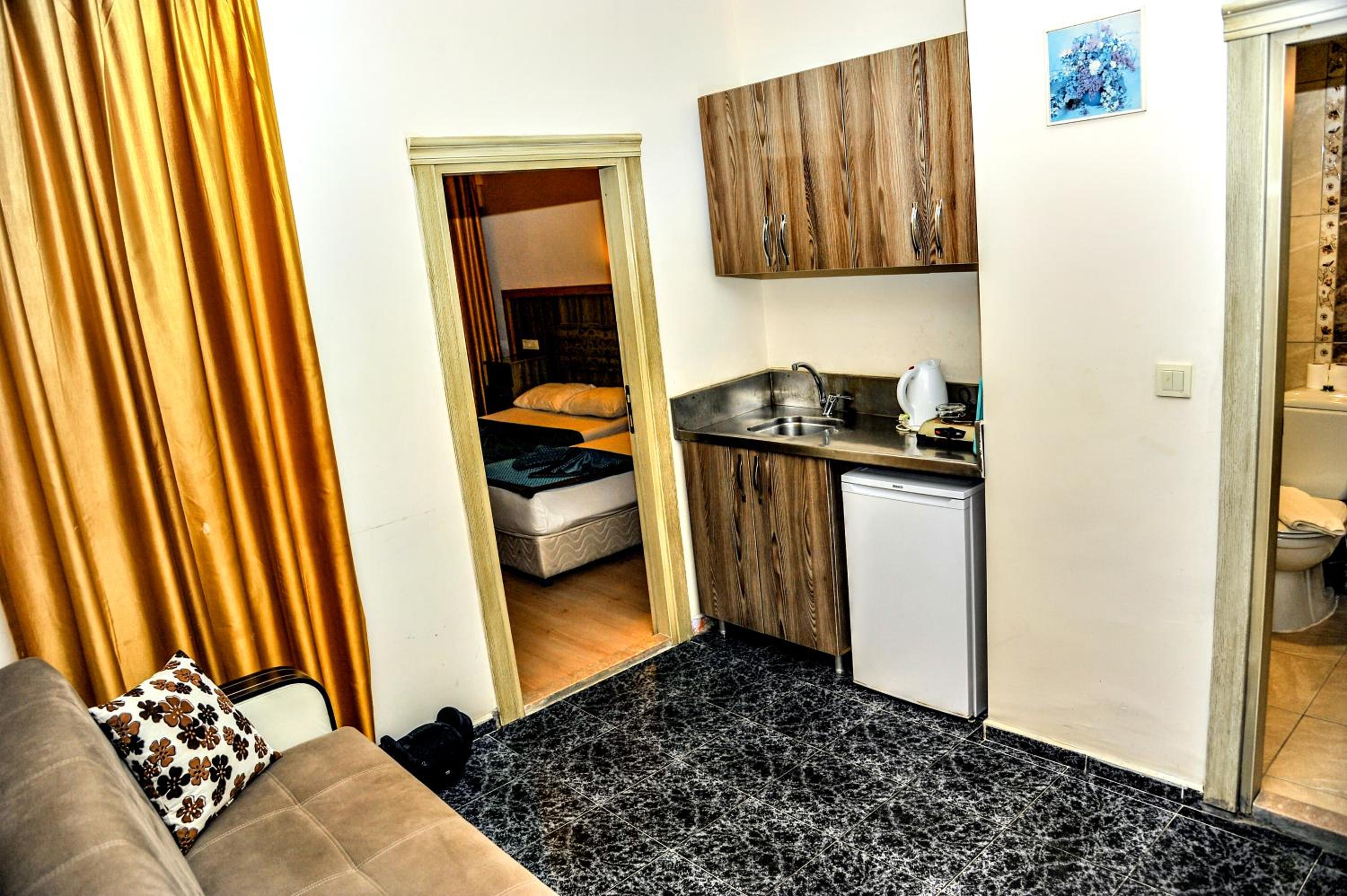 Apartment with Sea View - Photo 28