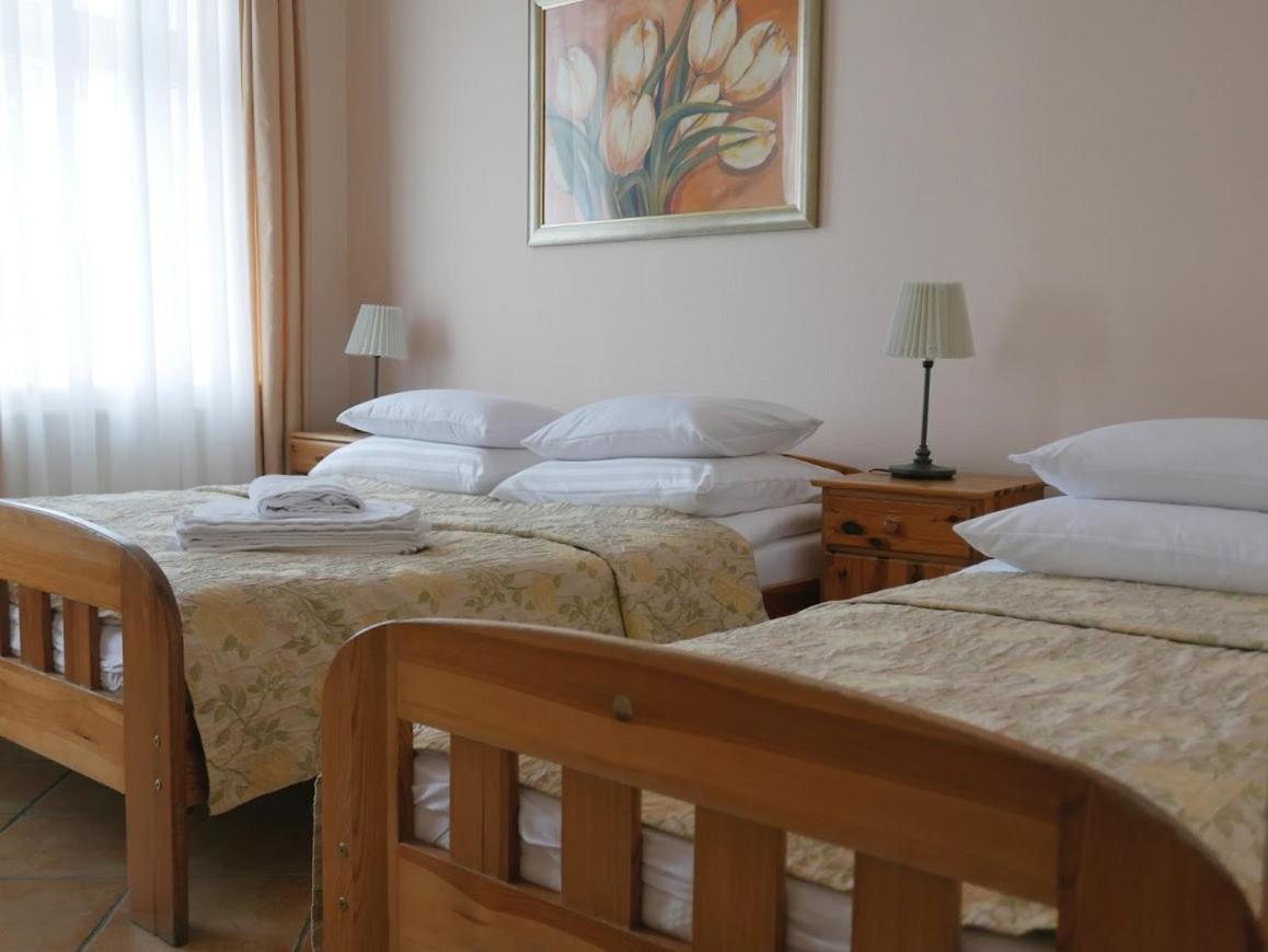 Triple Room - Photo 22