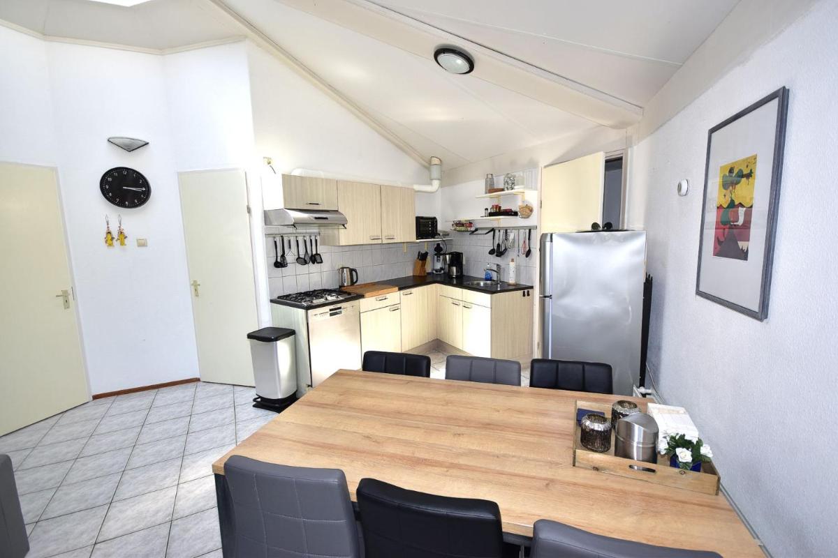 Three-Bedroom House photo 2
