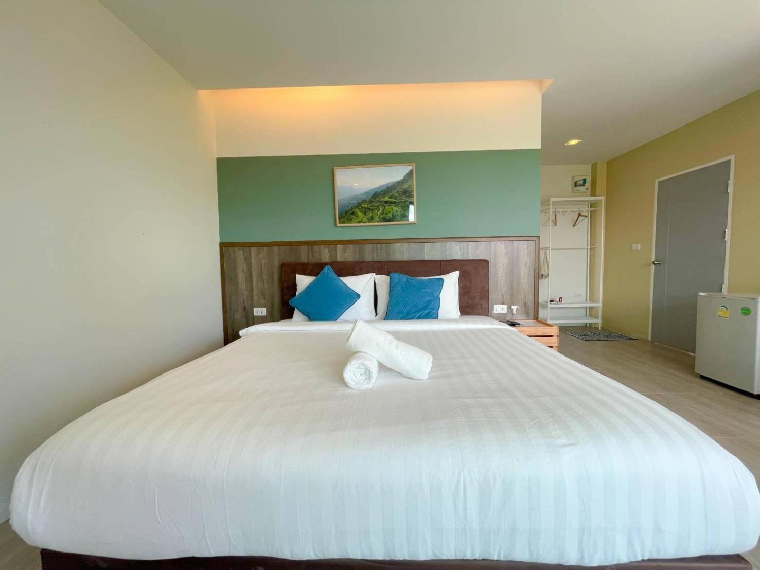 Single Room with Garden View