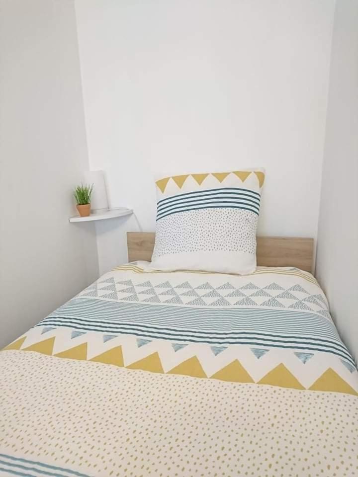 Two-Bedroom Apartment - Photo 10
