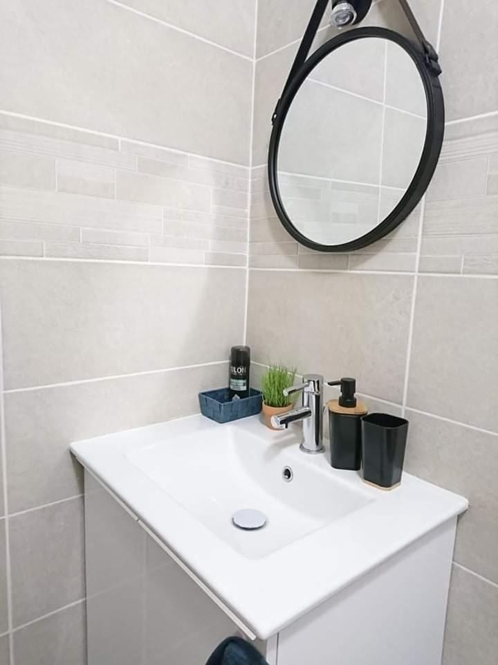 Two-Bedroom Apartment - Photo 3