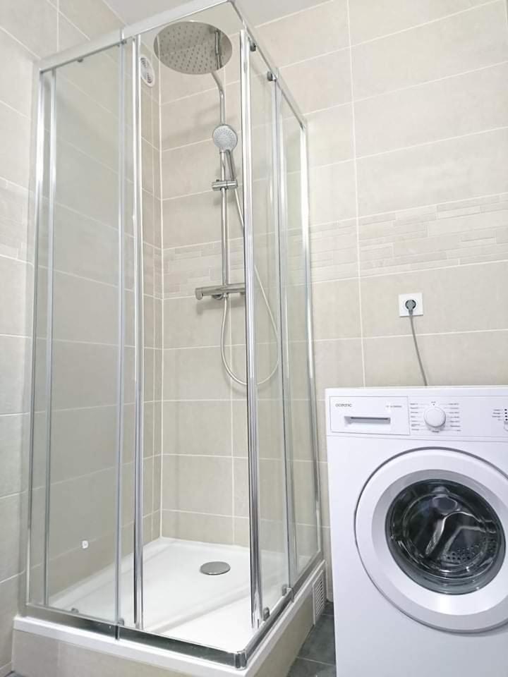 One-Bedroom Apartment - Photo 10