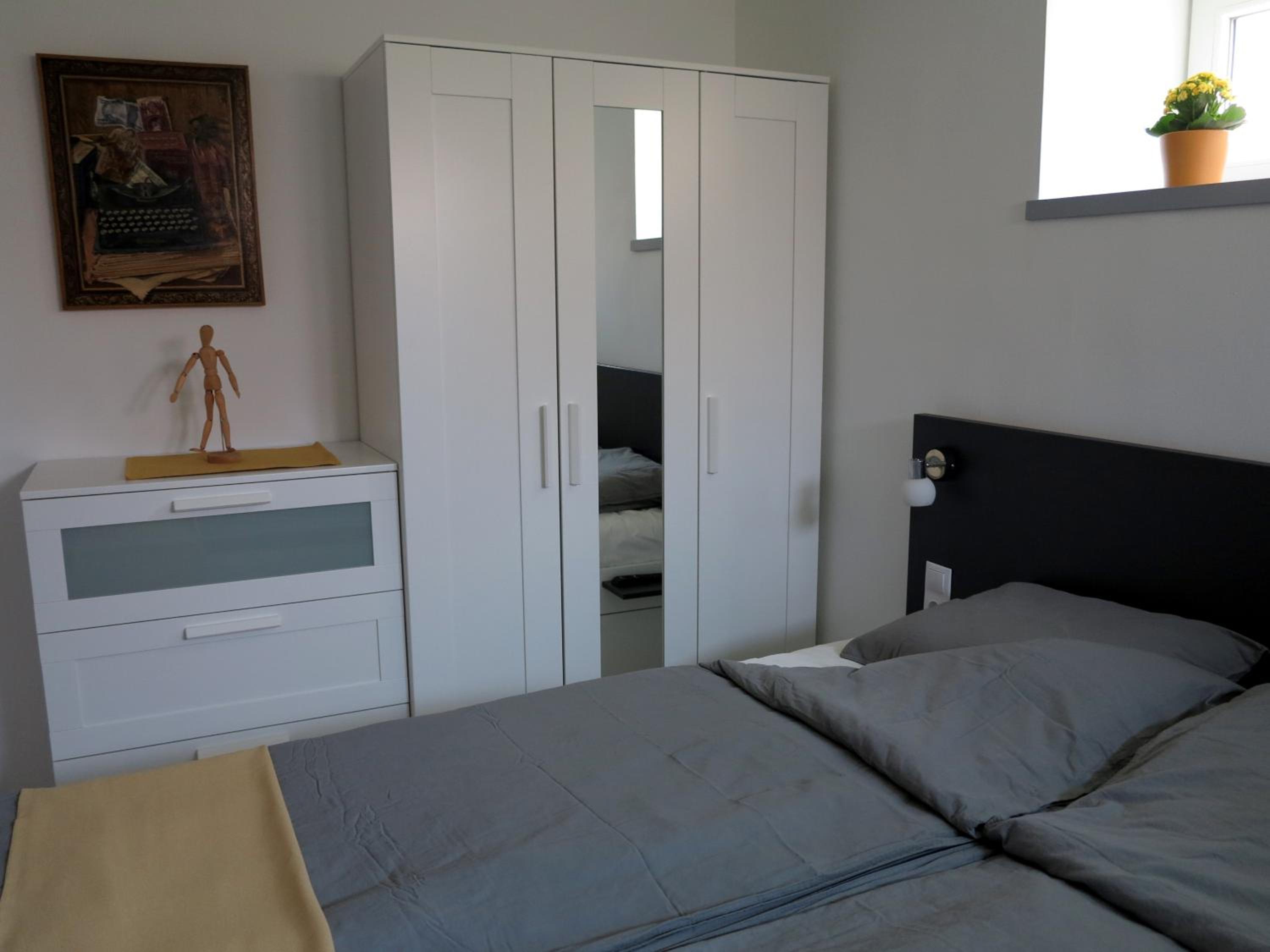 Two-Bedroom Apartment - Photo 6