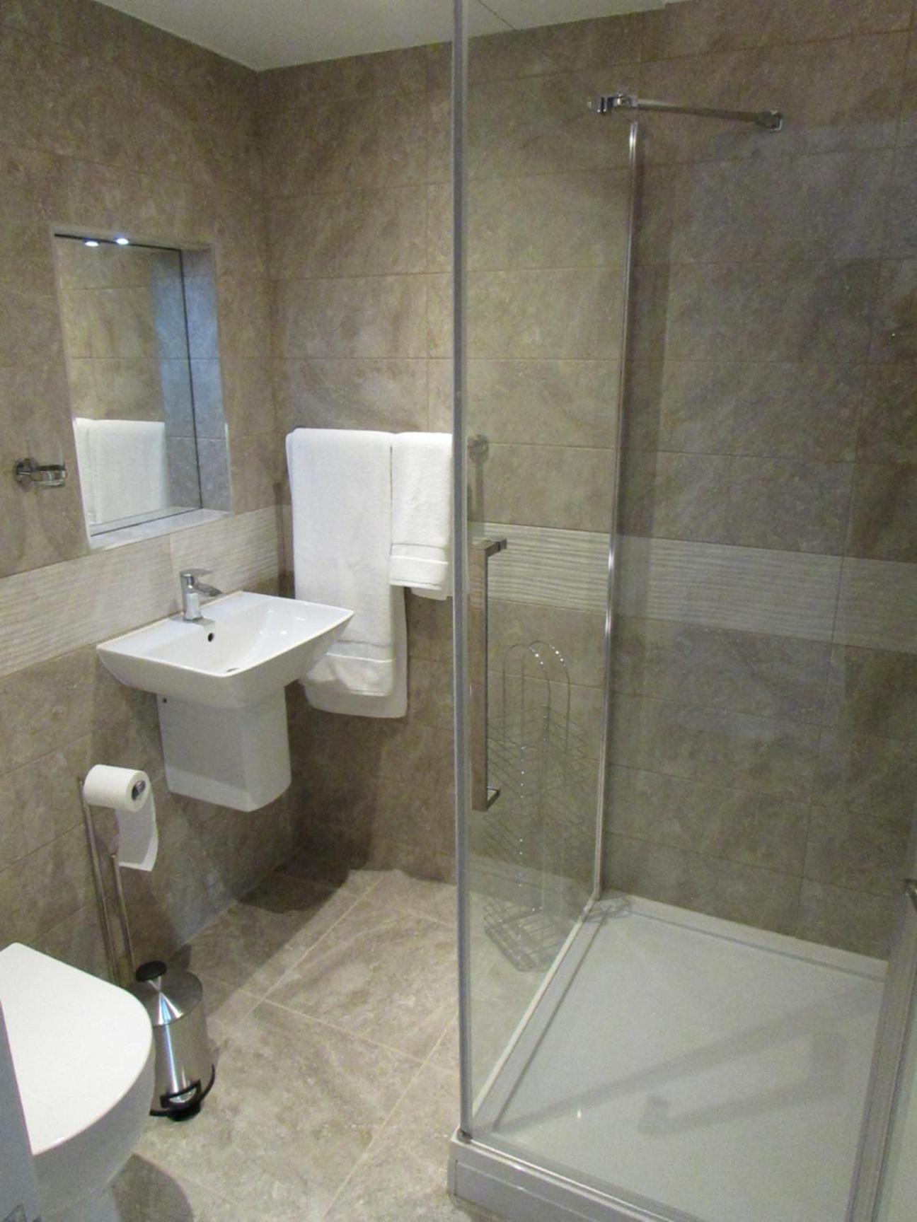 Deluxe Twin Room - Photo 4