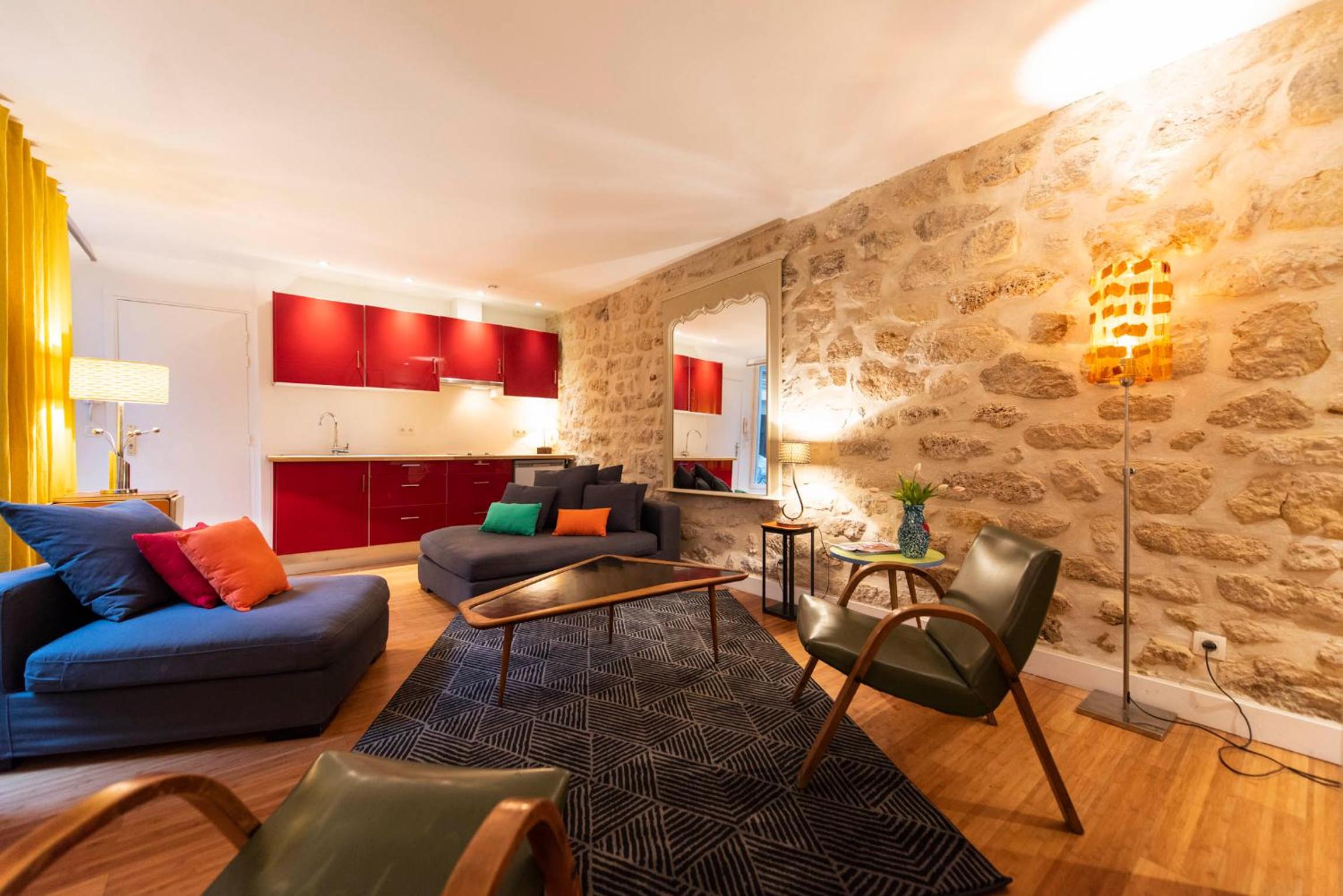 Studio Apartment photo 2