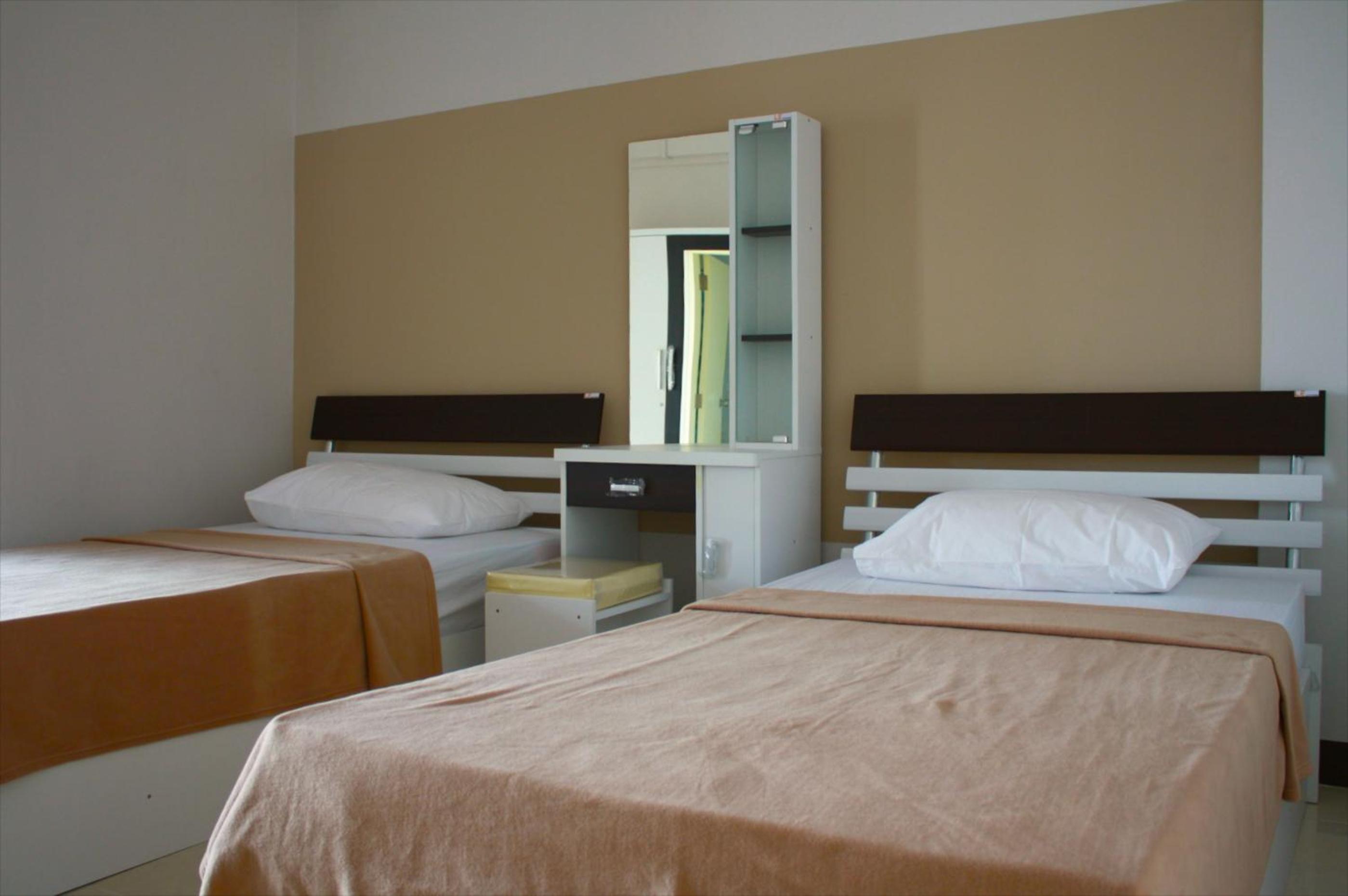 Standard Twin Room - Photo 1