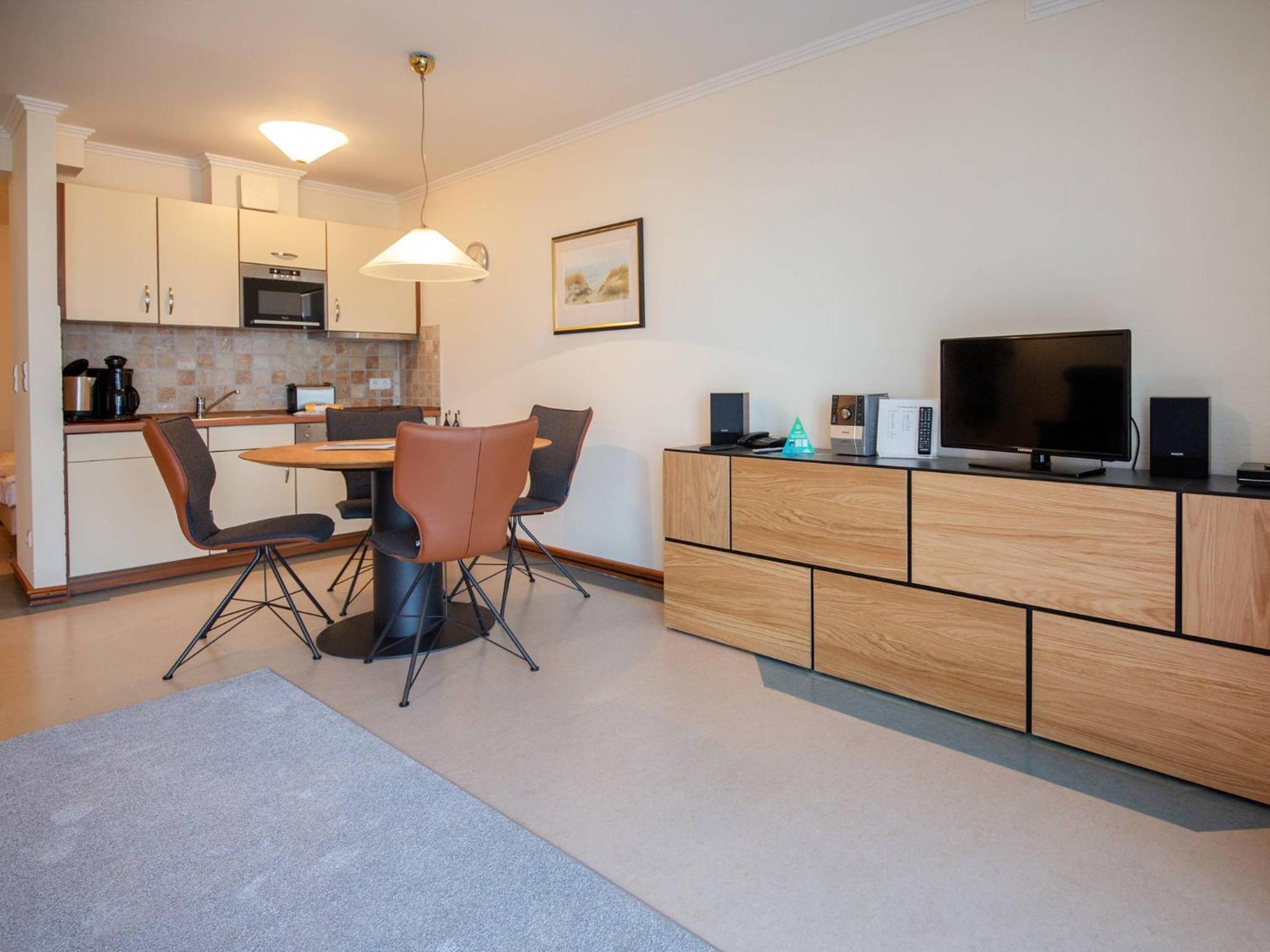 Apartment with Sea View photo 2