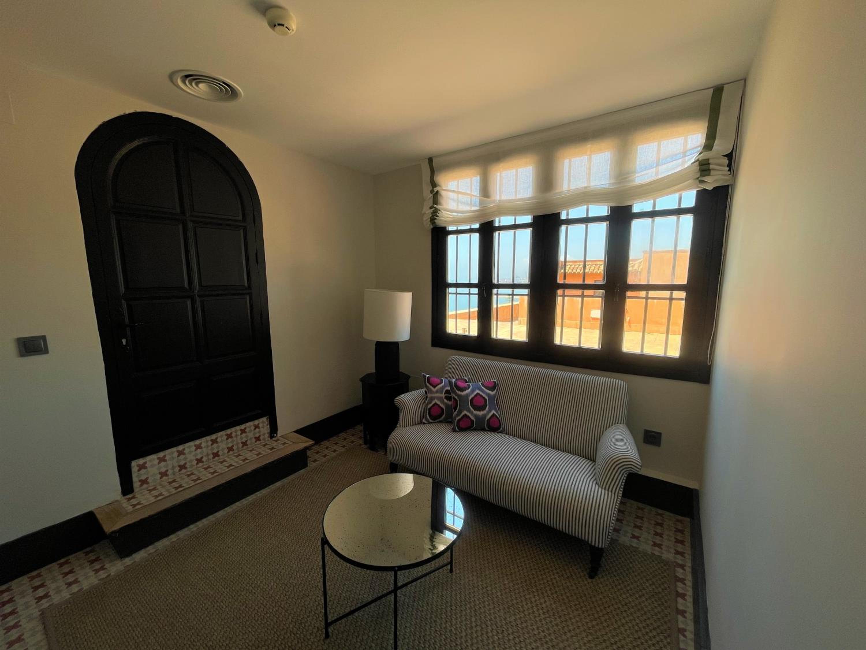 Suite Junior con vista al mar.