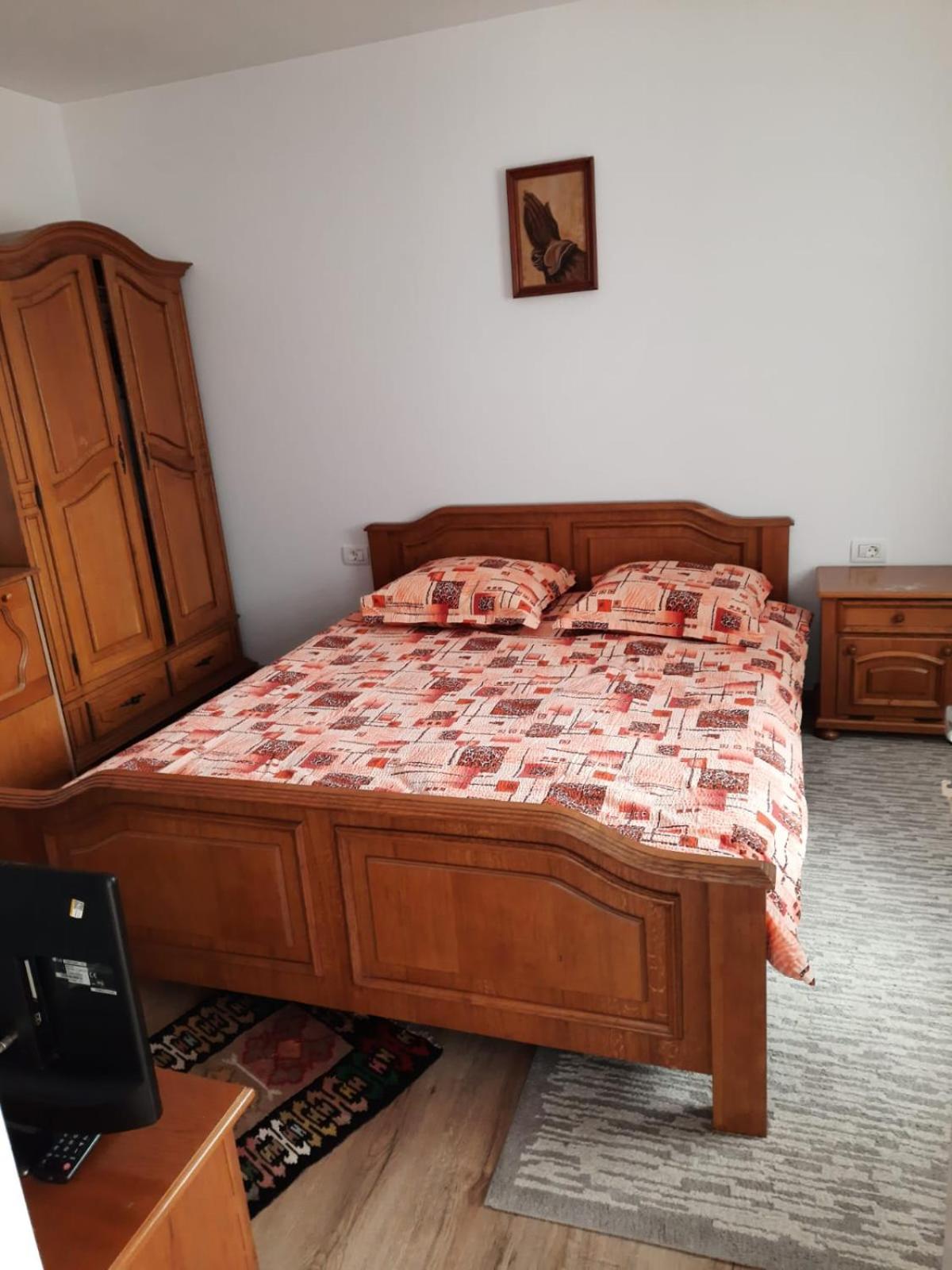 Four-Bedroom House photo 1