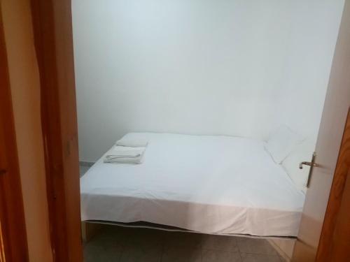 Two-Bedroom Apartment - Photo 5