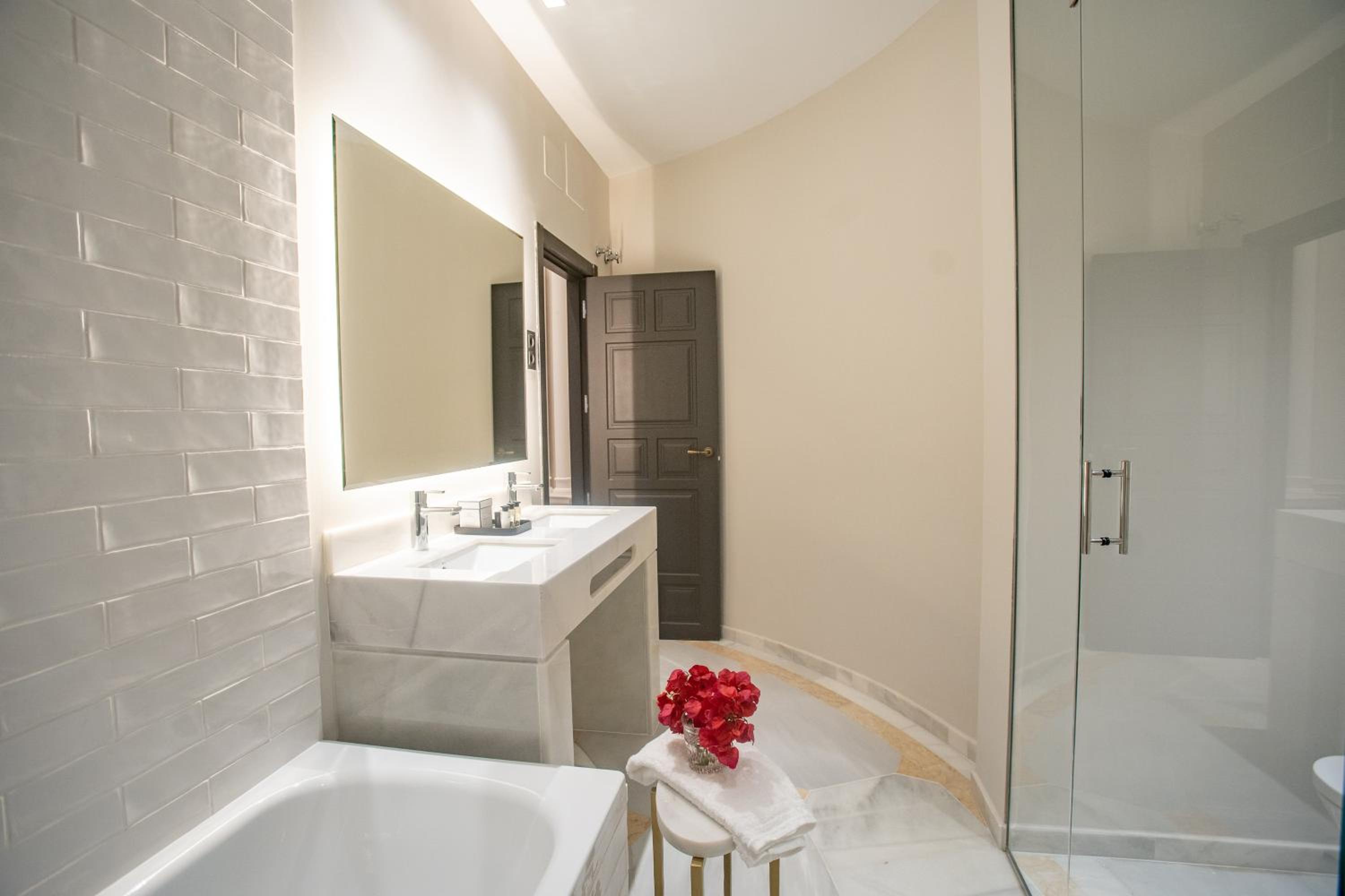 Habitación Doble o Twin Deluxe Habitación Doble o Twin Deluxe