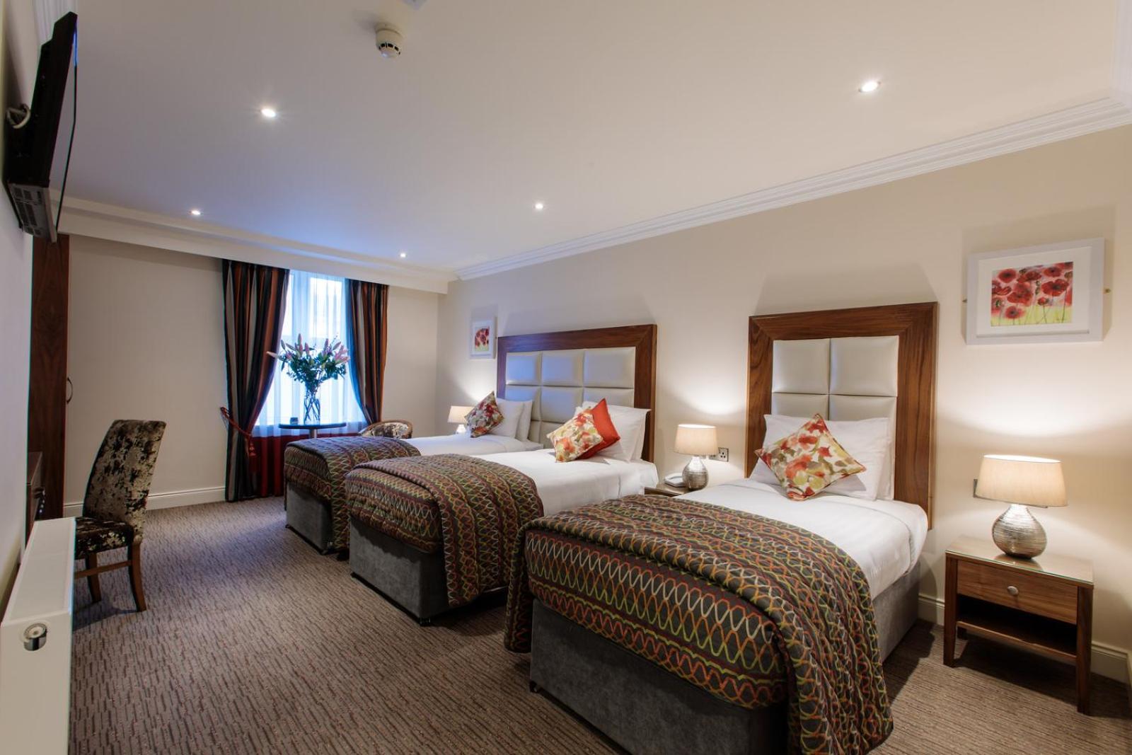 Twin Room - Photo 5