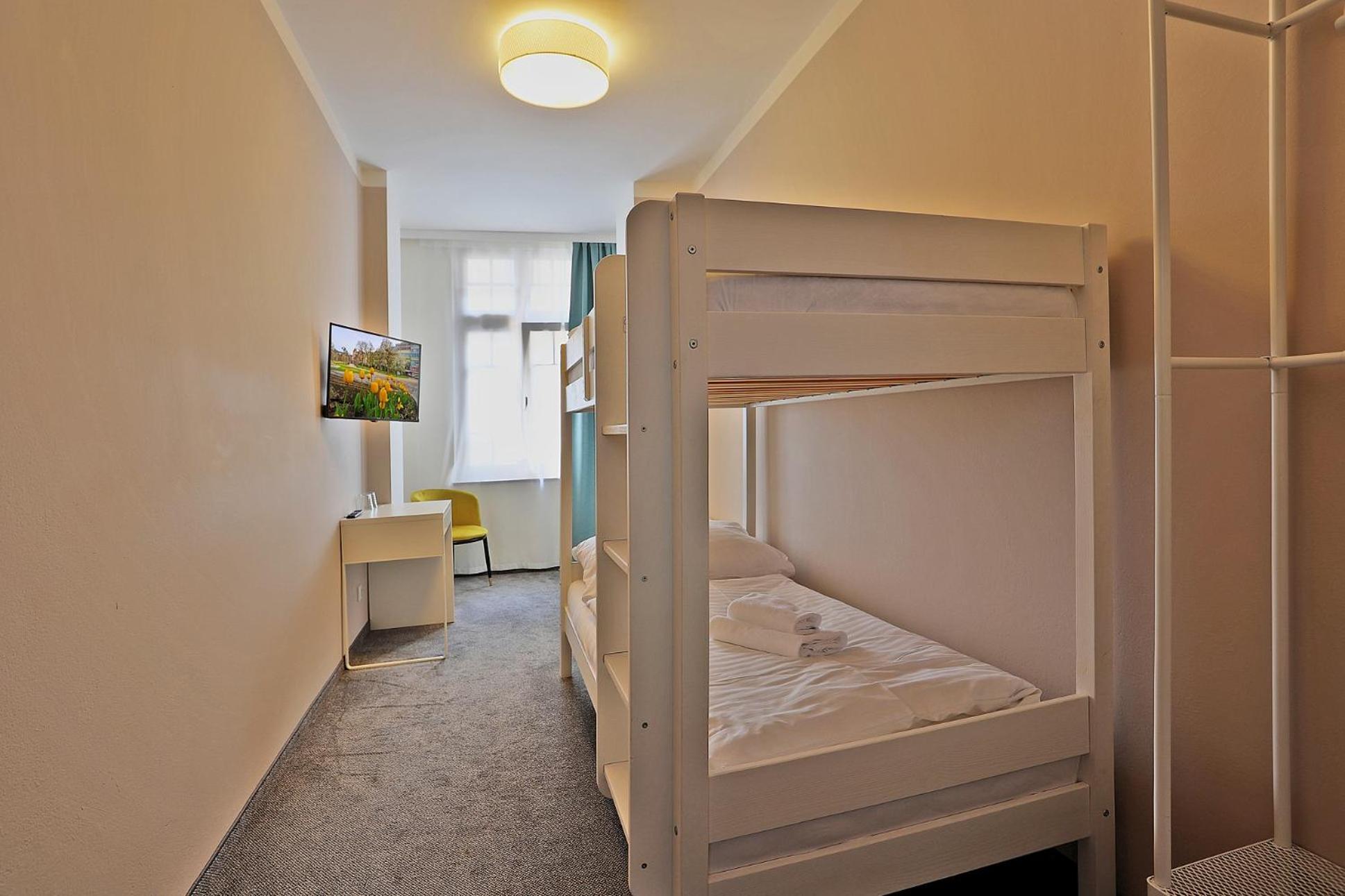 Small Single Room with Private External Bathroom photo 1