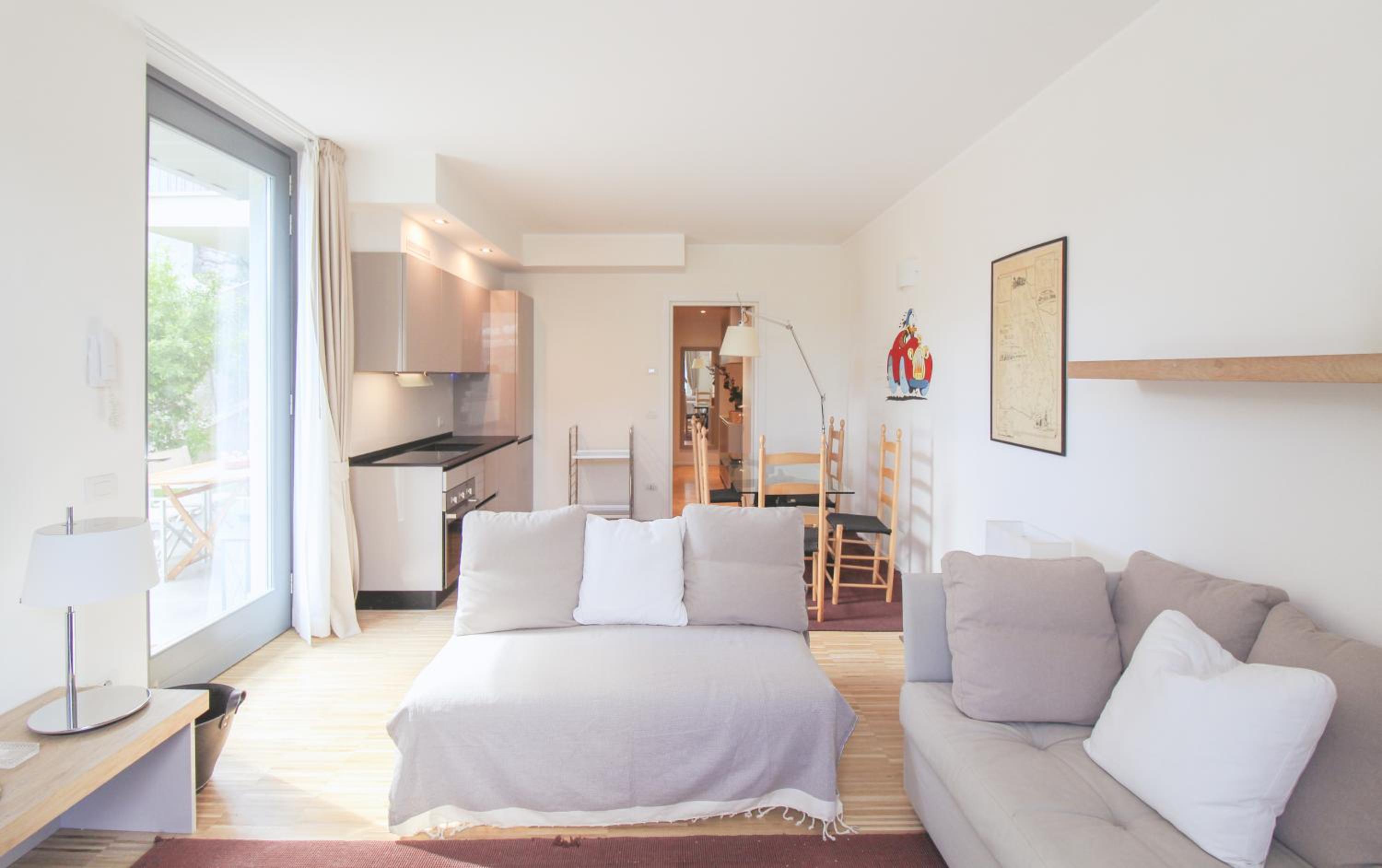 Deluxe Apartment