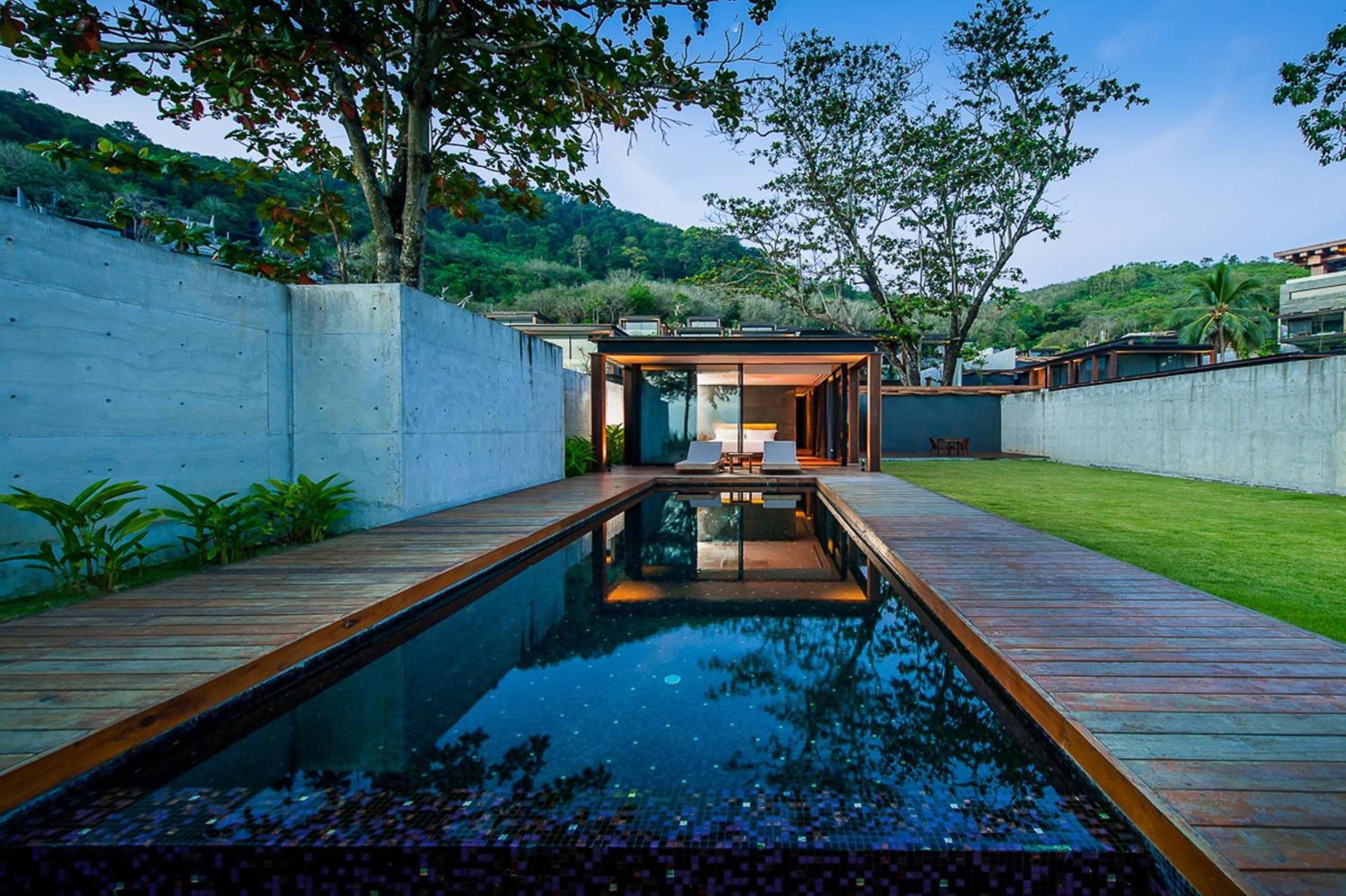 One Bedroom Beachfront Pool Villa photo 3
