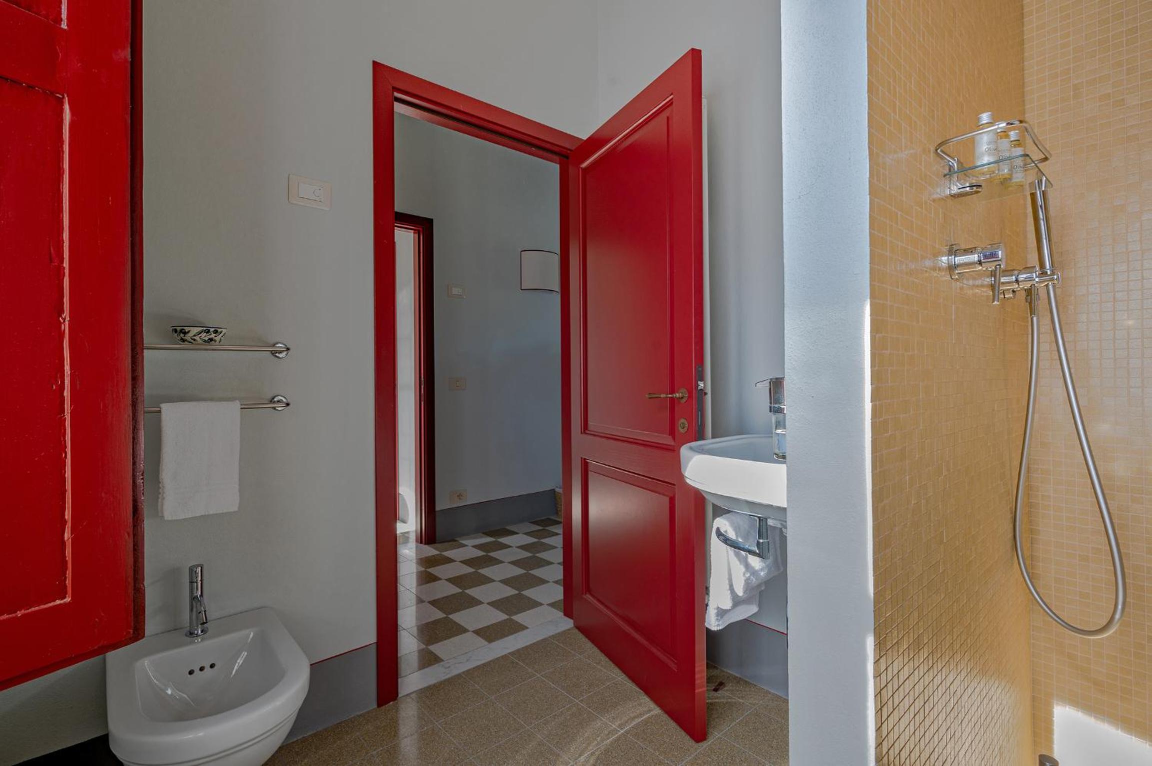 Twin Room with Garden View - Photo 2
