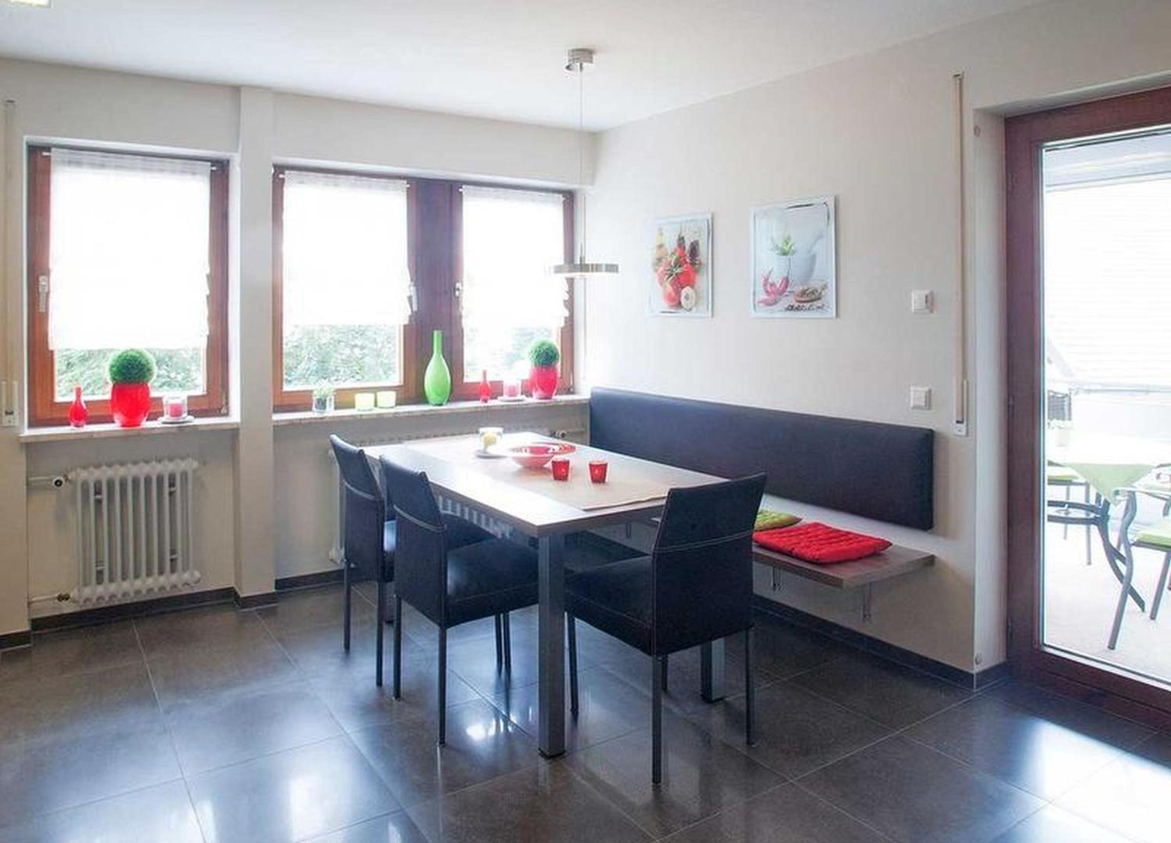 Two-Bedroom Deluxe Apartment with Garden View photo 2