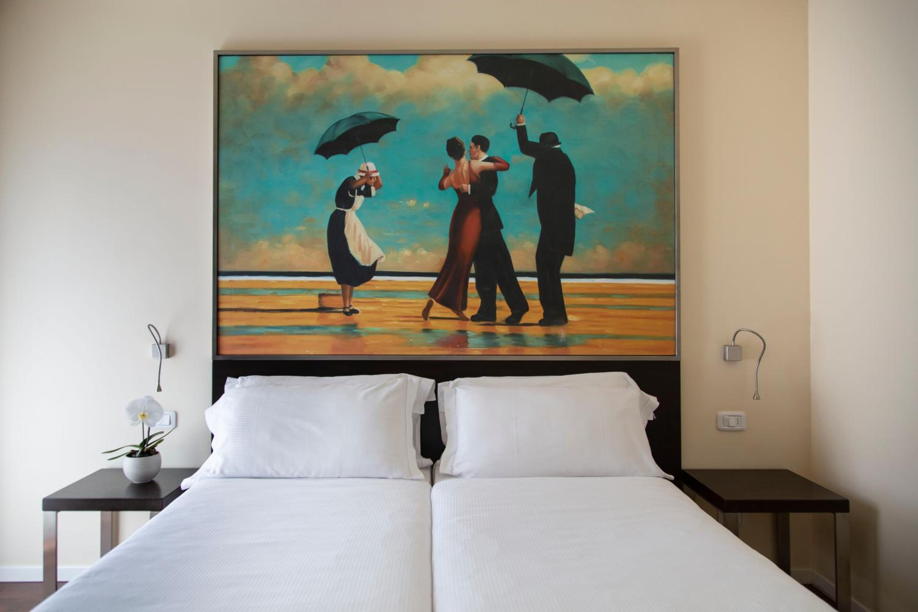 Standard Double or Twin Room - Photo 6