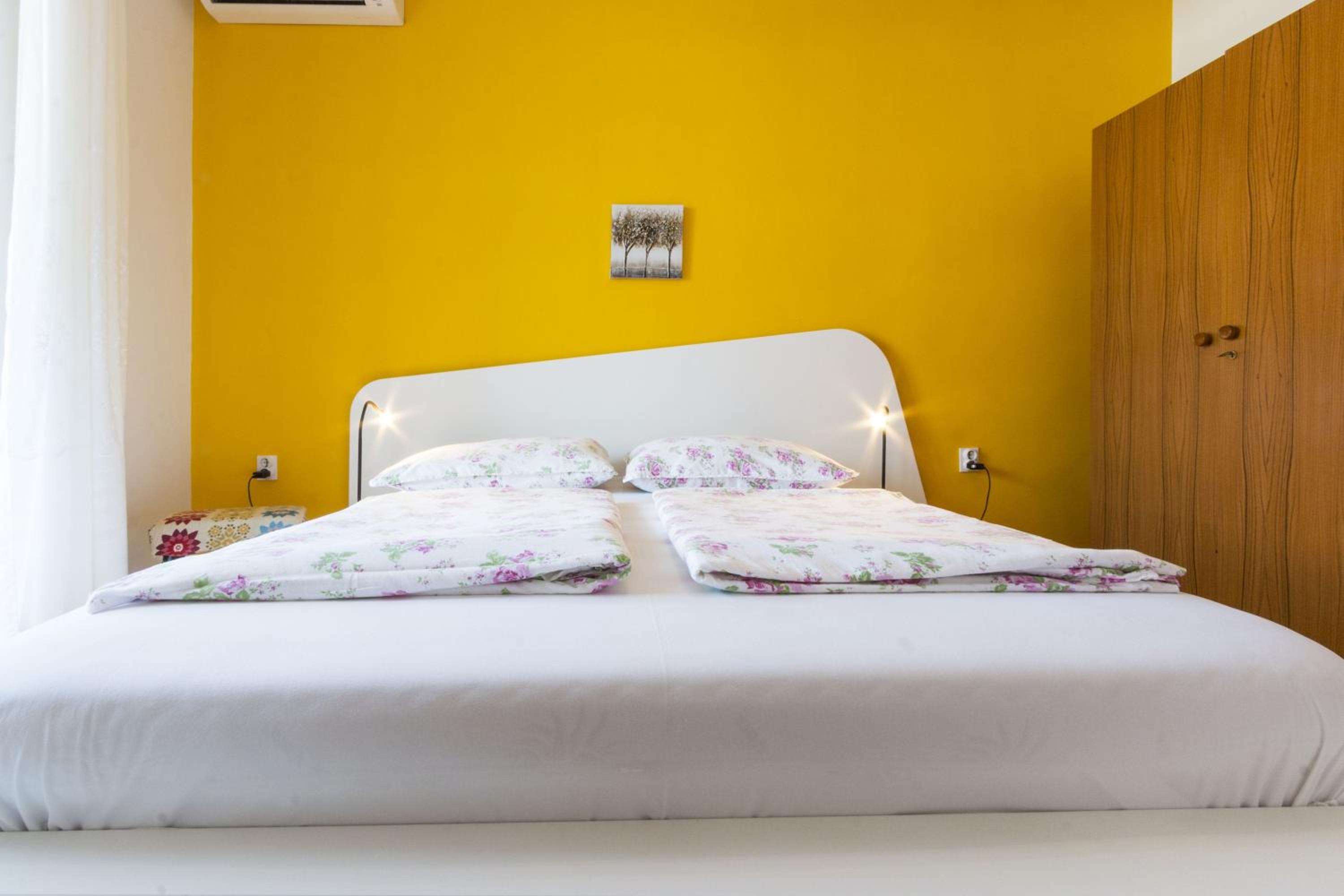 Double Room with external bathroom photo 3