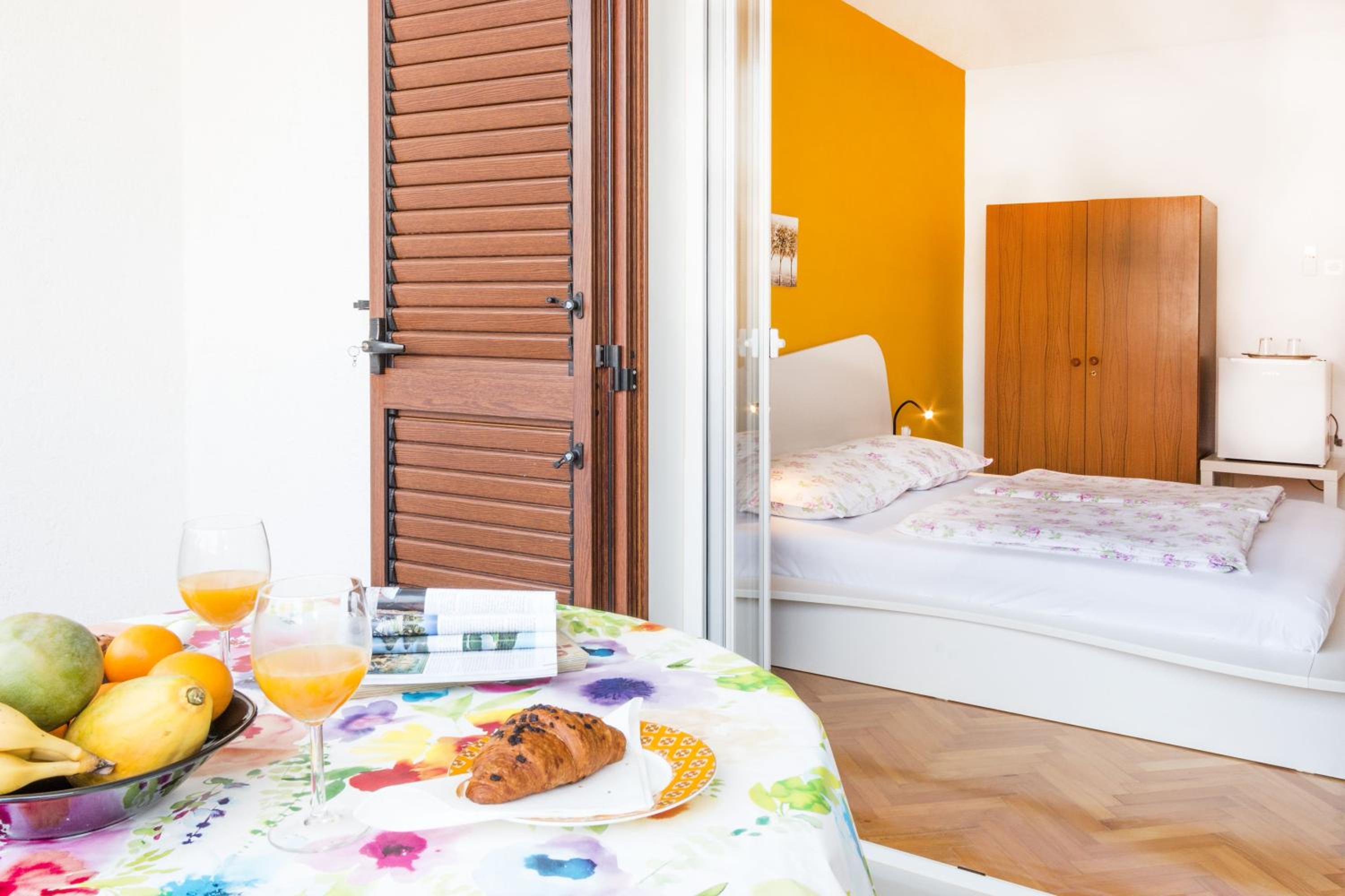 Double Room with external bathroom photo 1