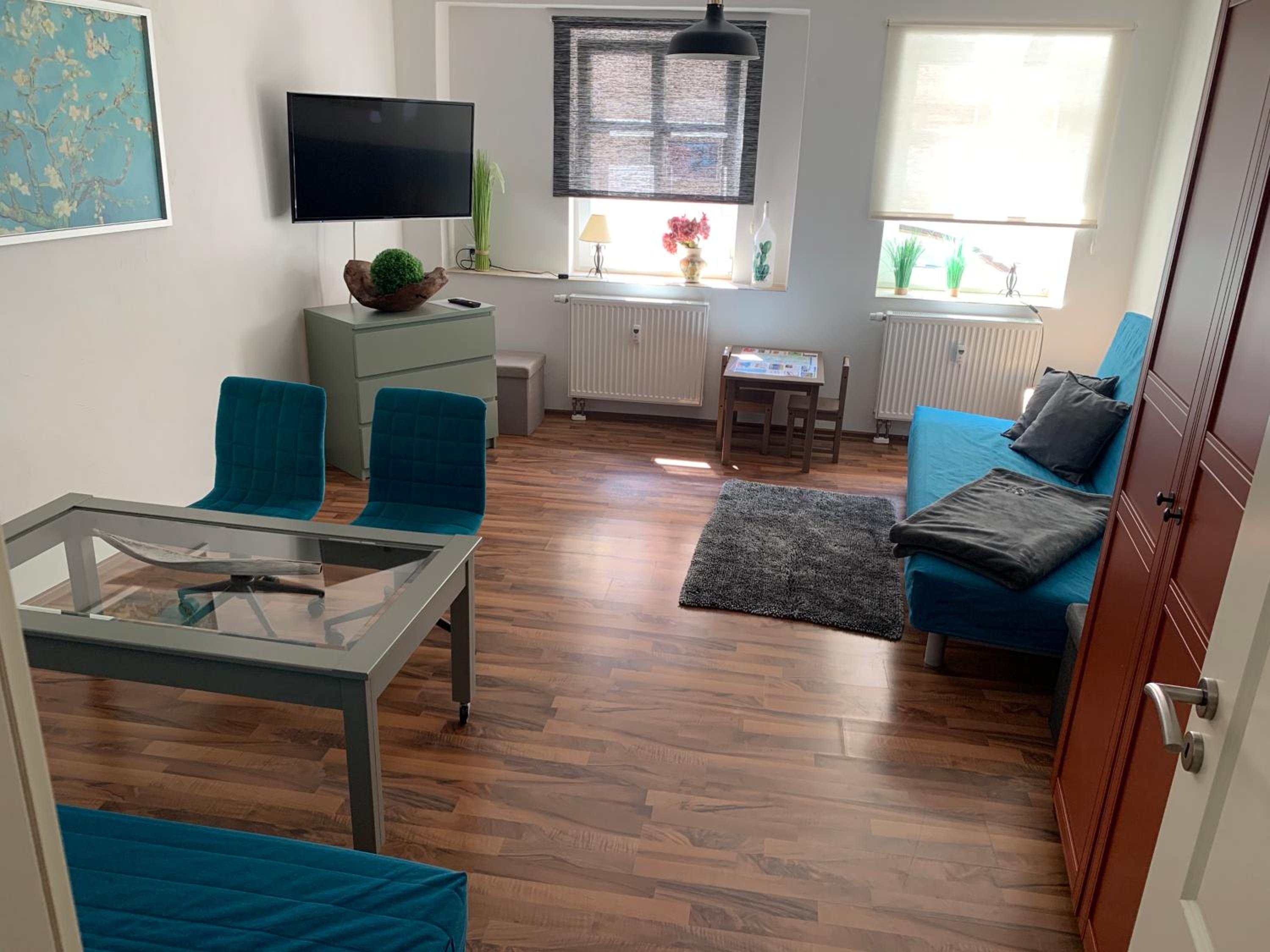 One-Bedroom Apartment photo 1