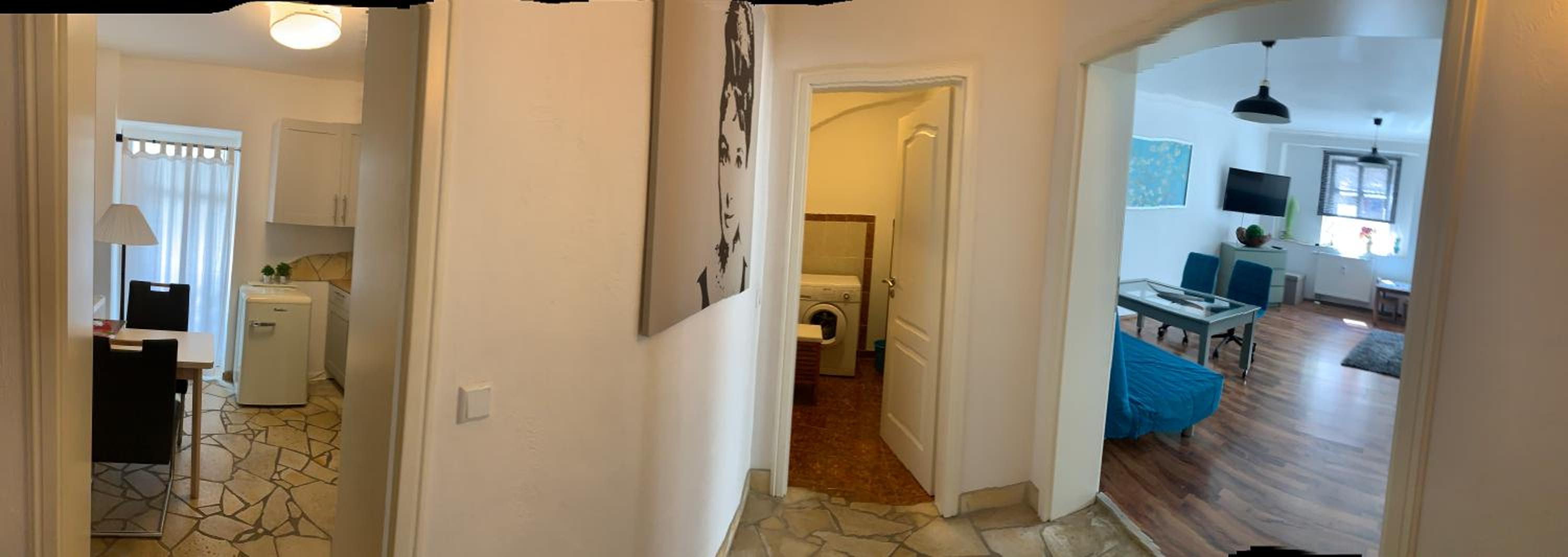 One-Bedroom Apartment photo 2