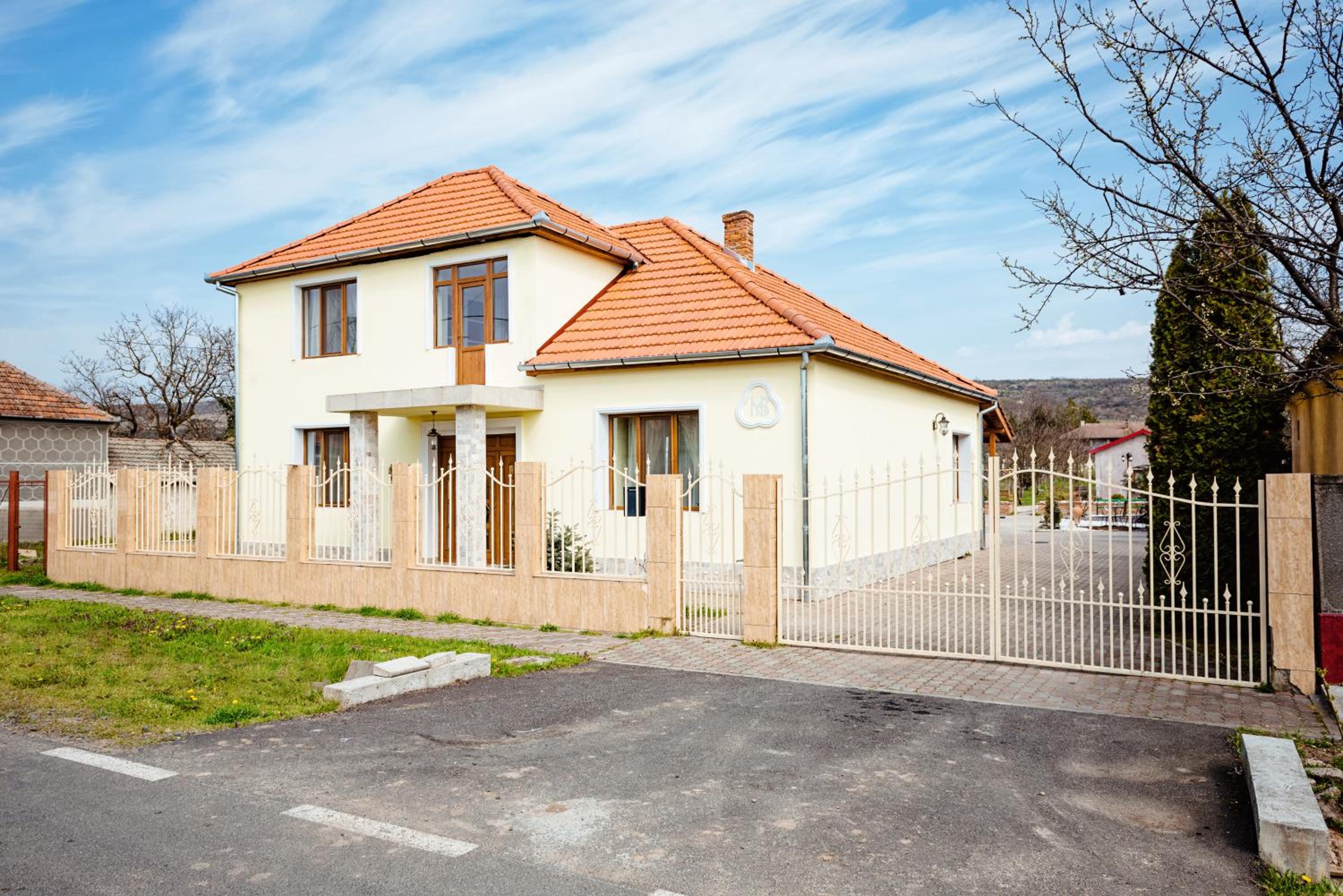 Villa - Photo 12