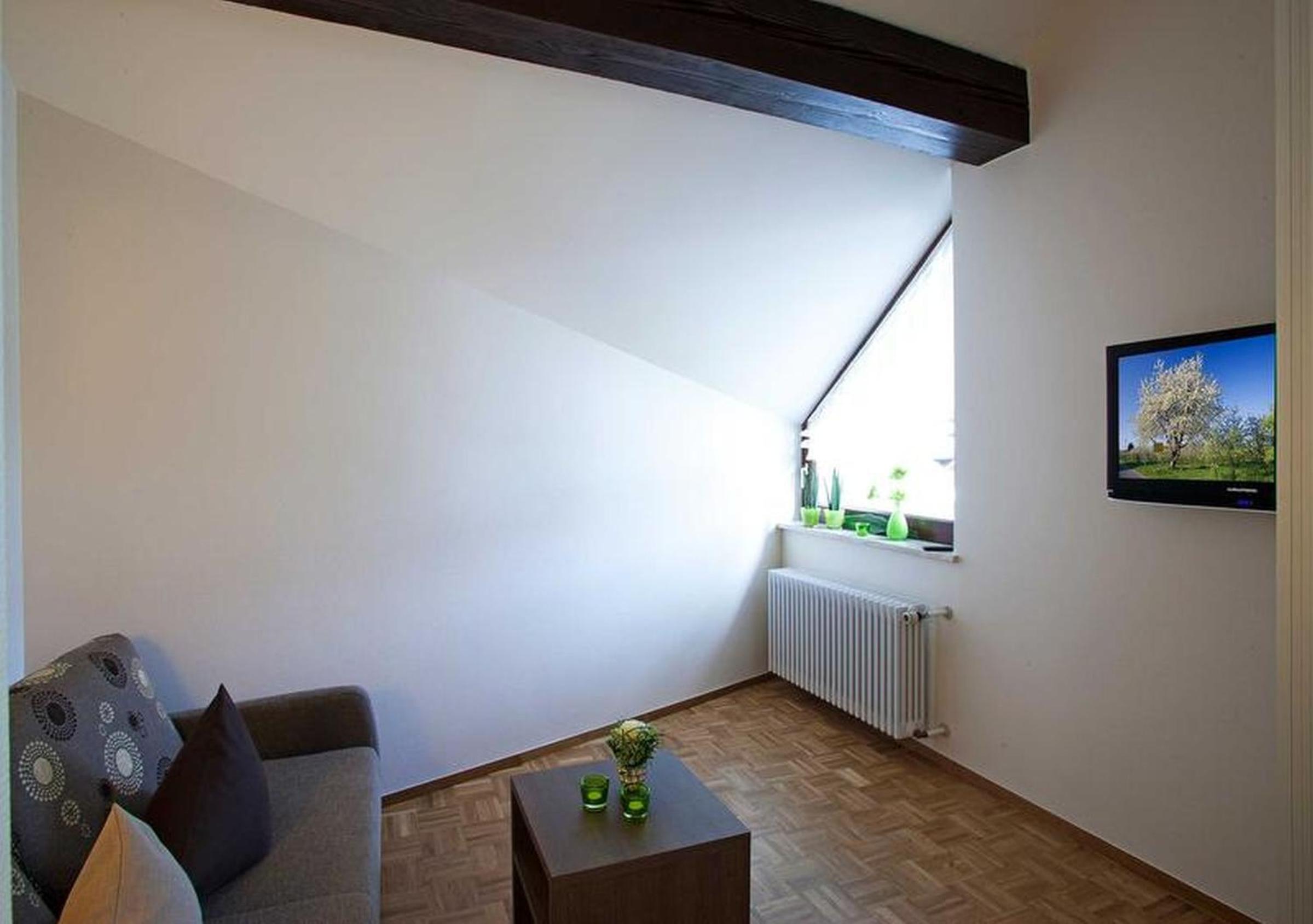 Two-Bedroom Deluxe Apartment with Balcony