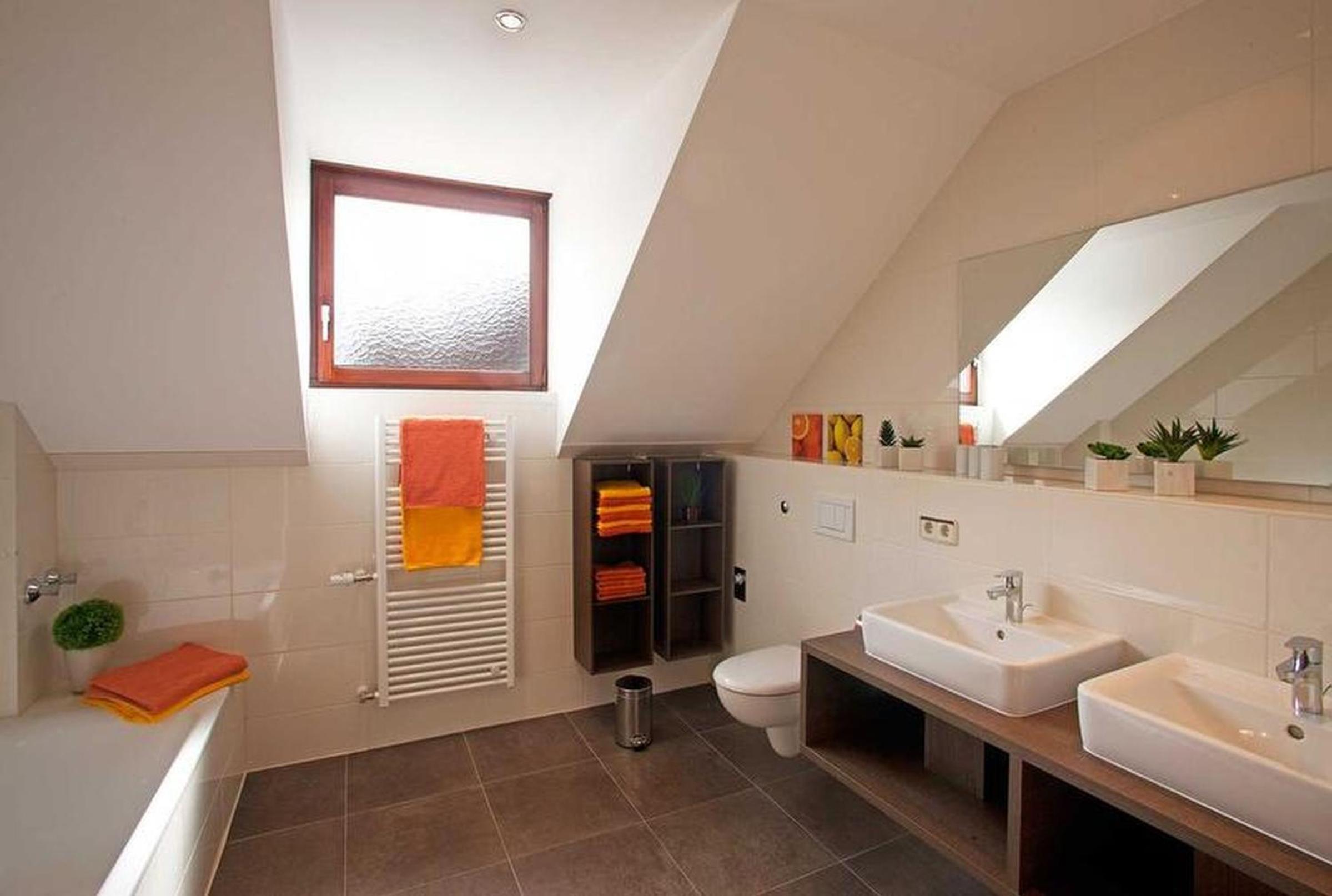 Two-Bedroom Deluxe Apartment with Balcony photo 2