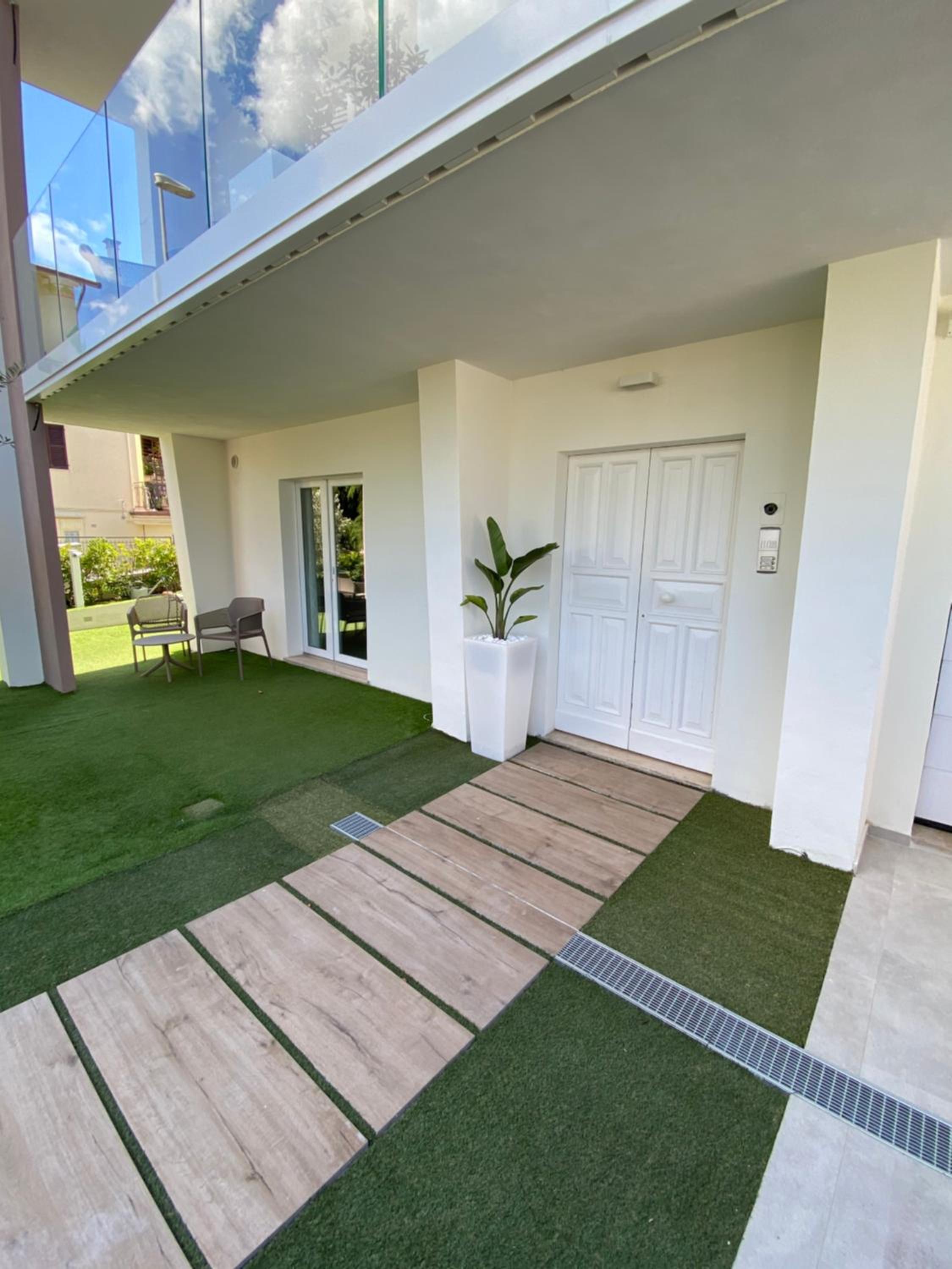 Apartment with Garden View photo 3