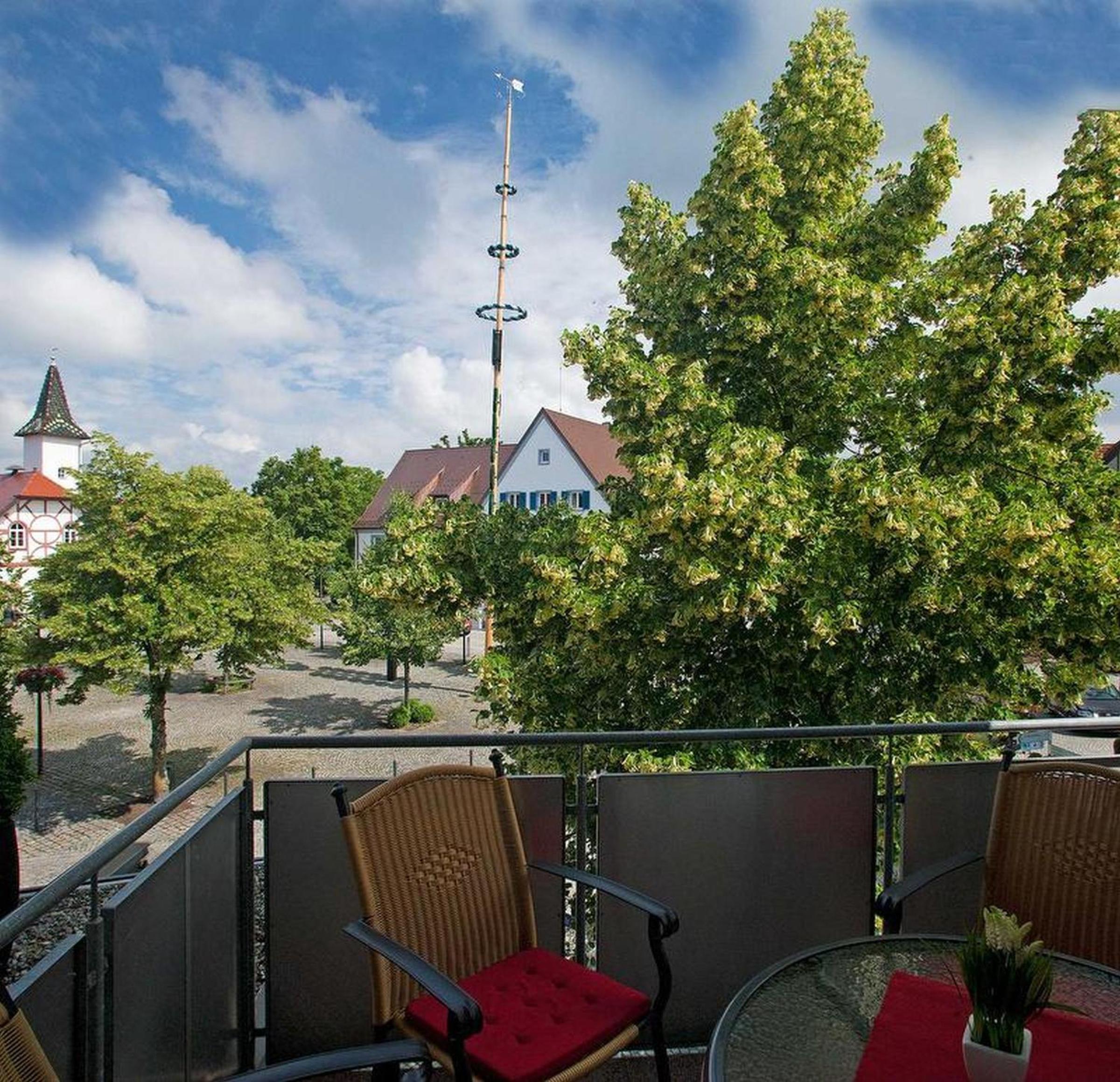 Two-Bedroom Deluxe Apartment with Balcony photo 3
