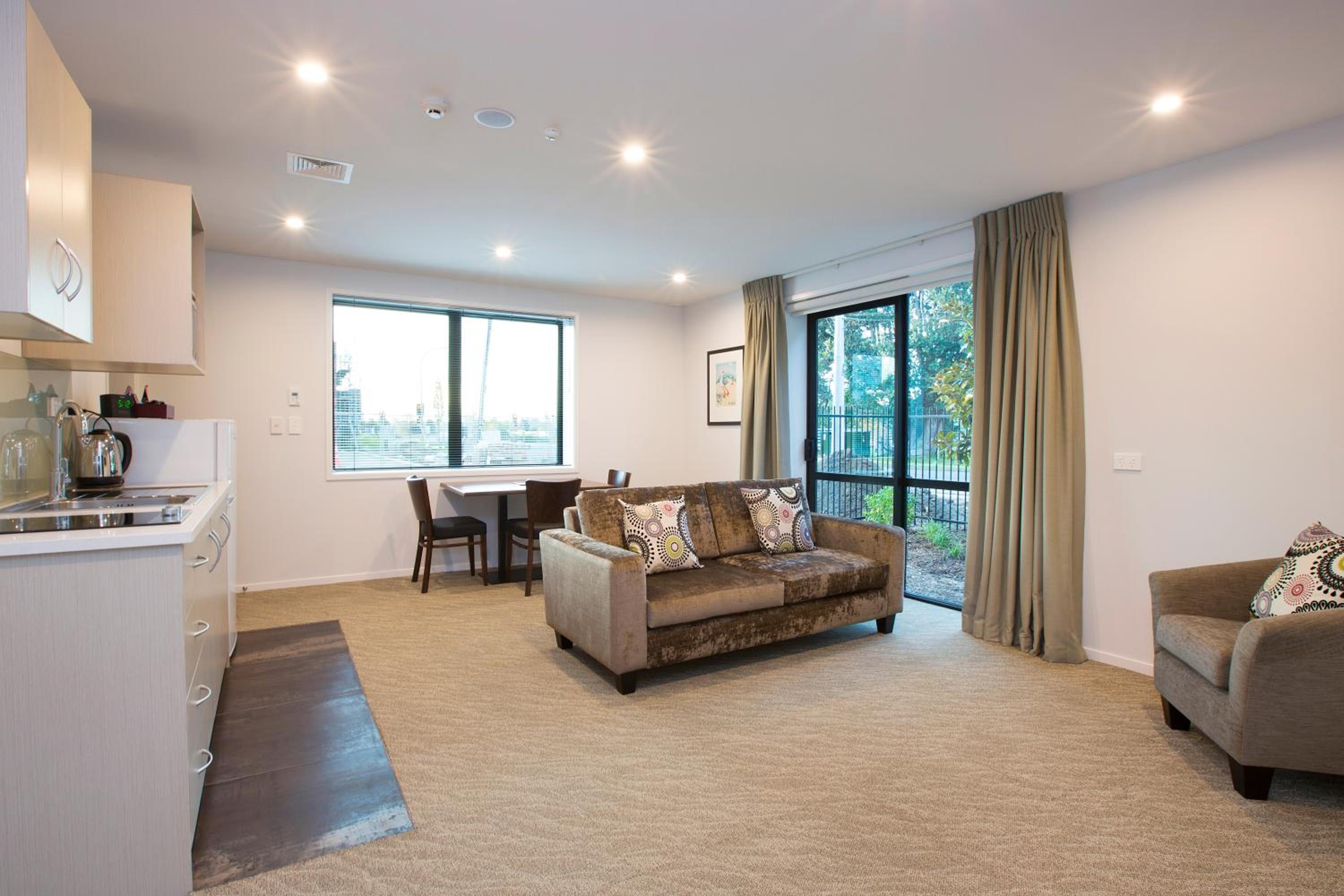 One-Bedroom Apartment