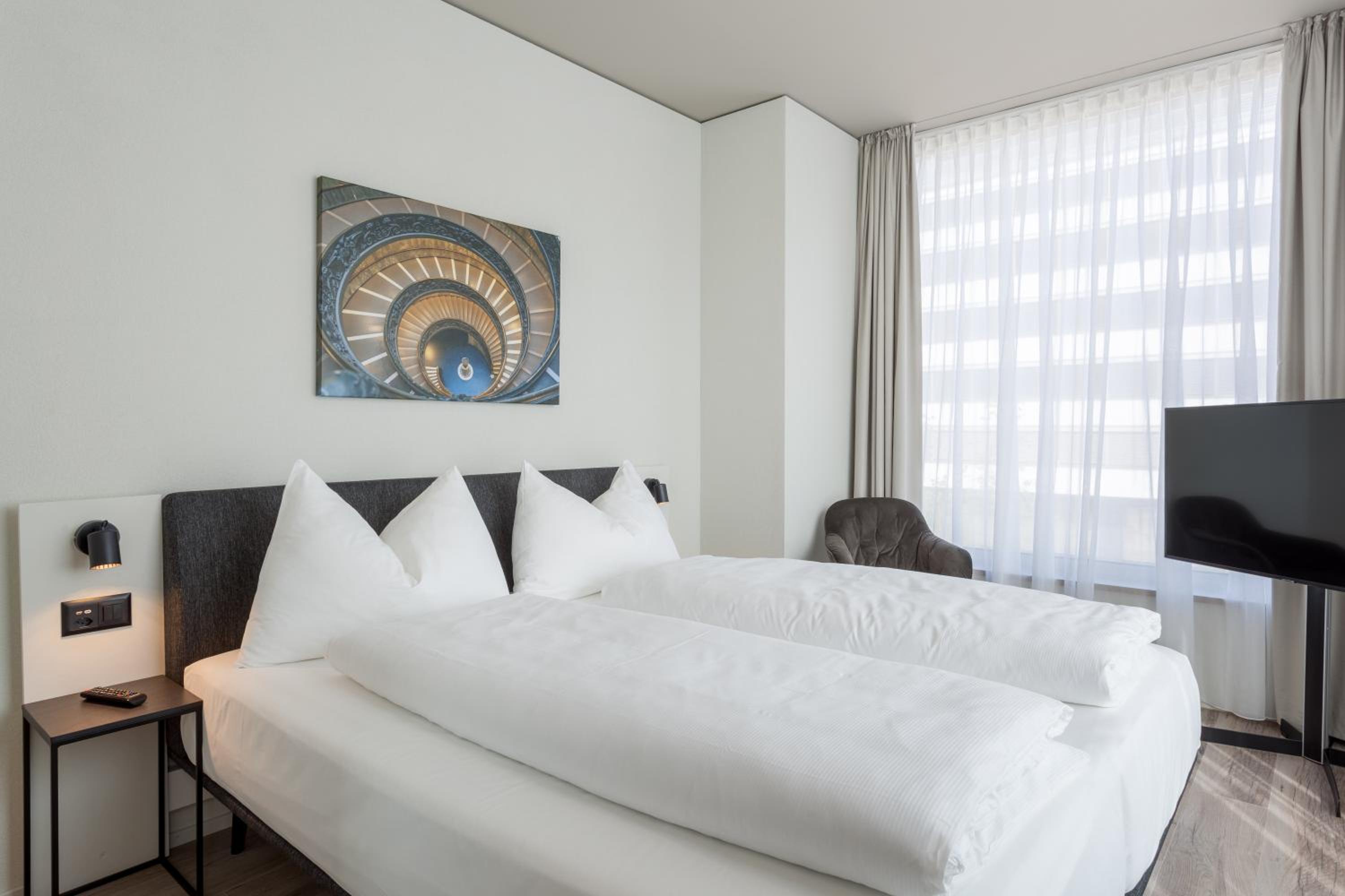 Comfort Double Room with Air Conditioning - Photo 3