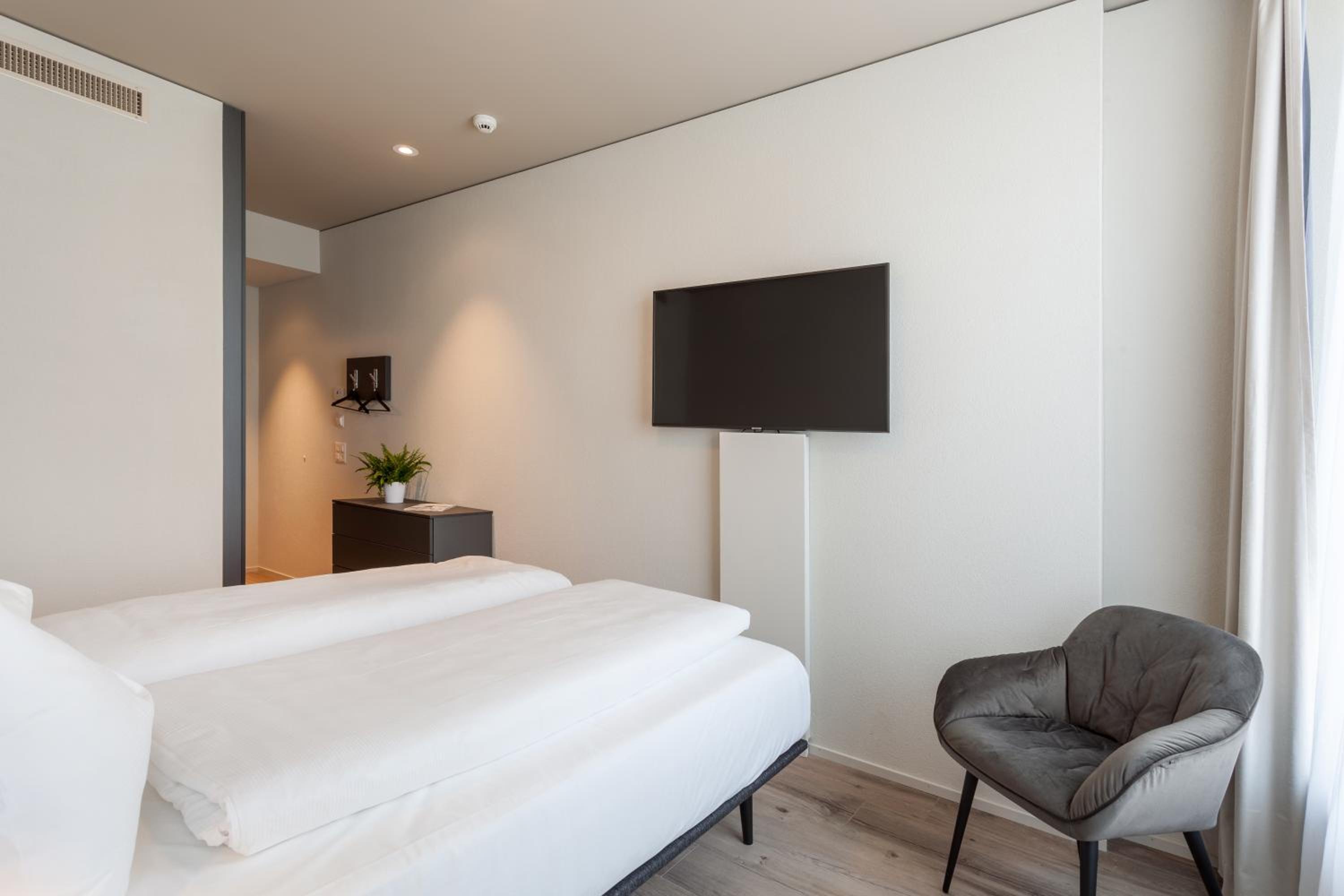 Comfort Double Room with Air Conditioning - Photo 2