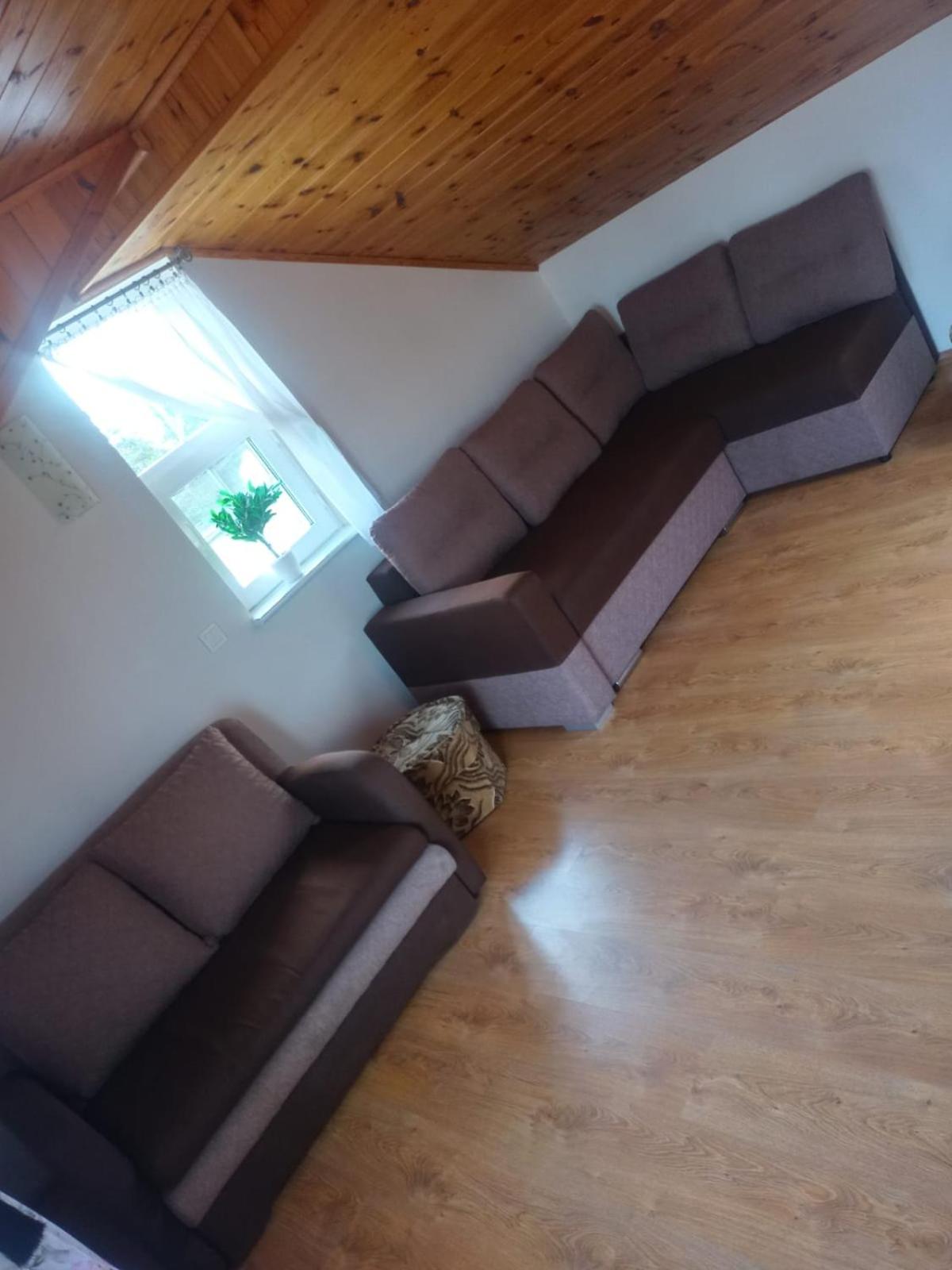 One-Bedroom House photo 1