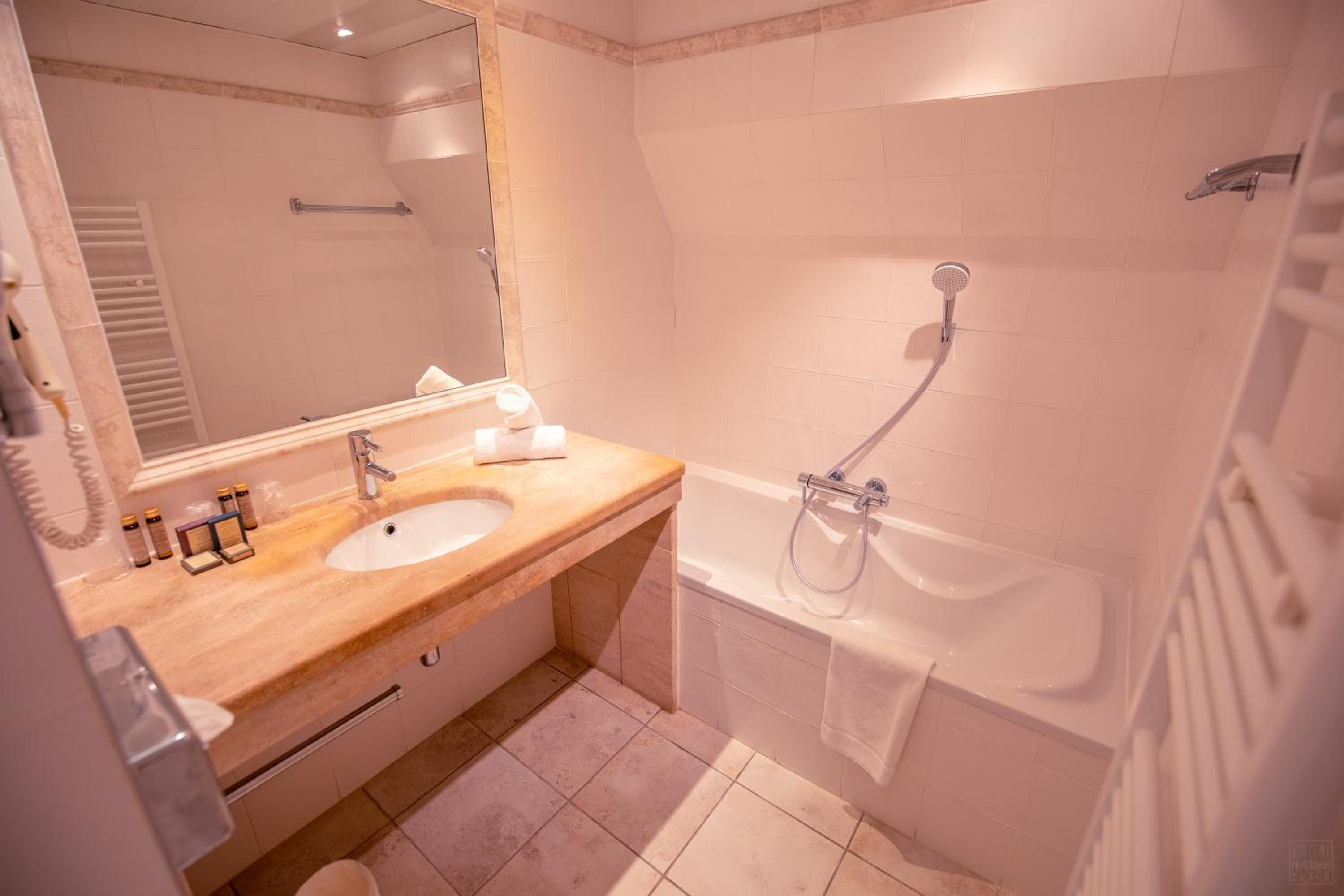 Superior Triple Room - Photo 3